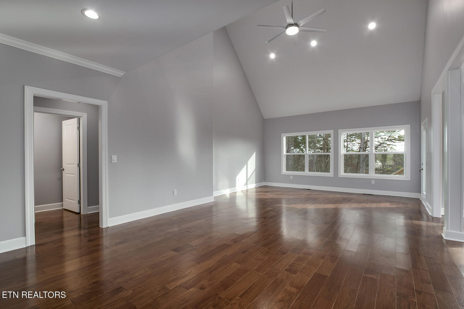 168 Amohi Way Loudon TN 37774