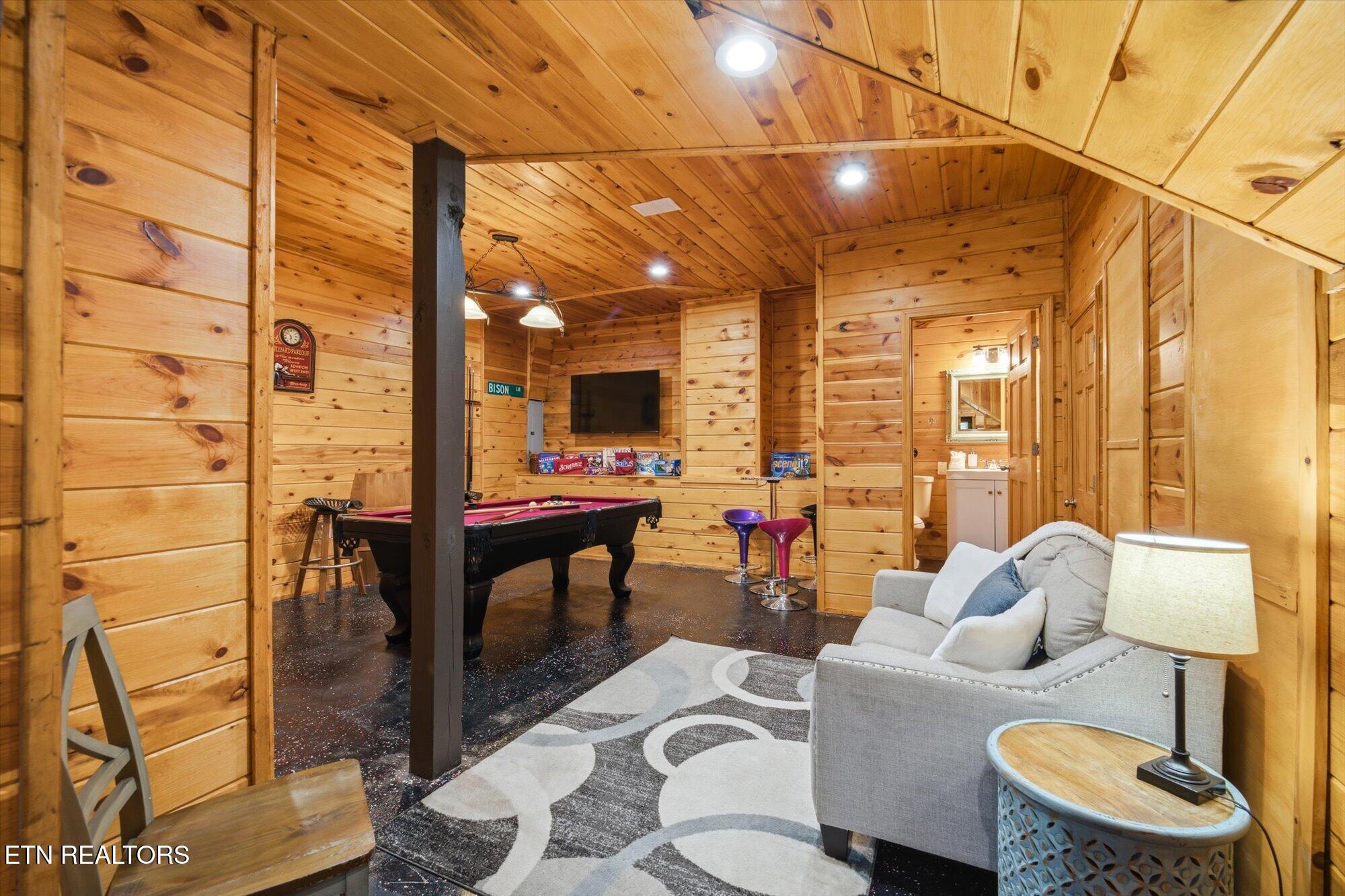 333 Sugar View Drive Sevierville TN 37876