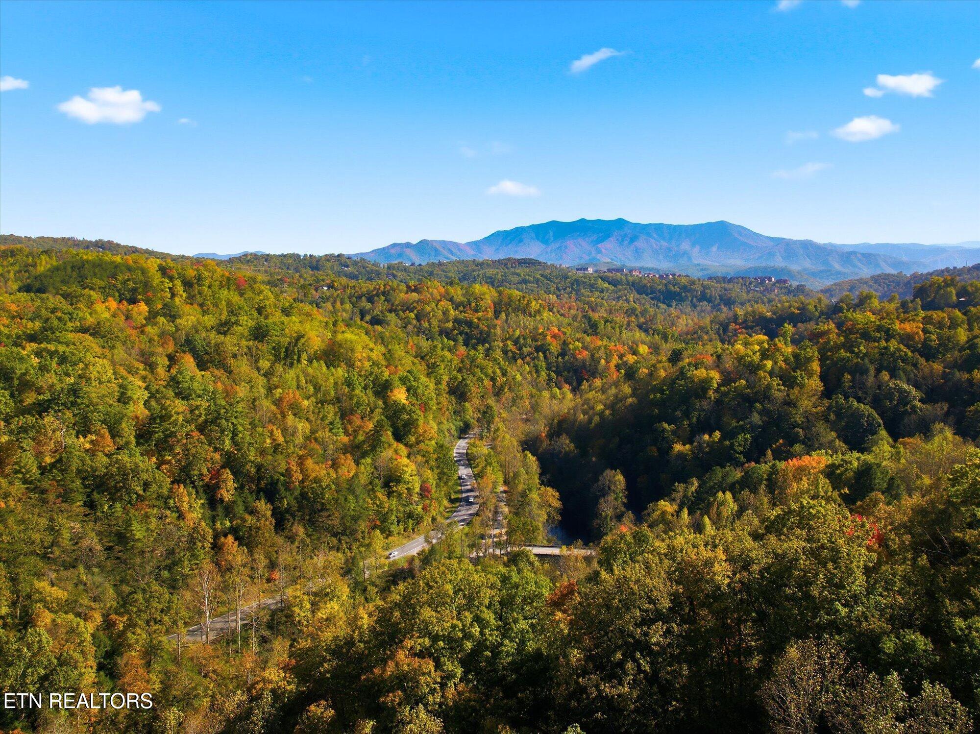 333 Sugar View Drive Sevierville TN 37876