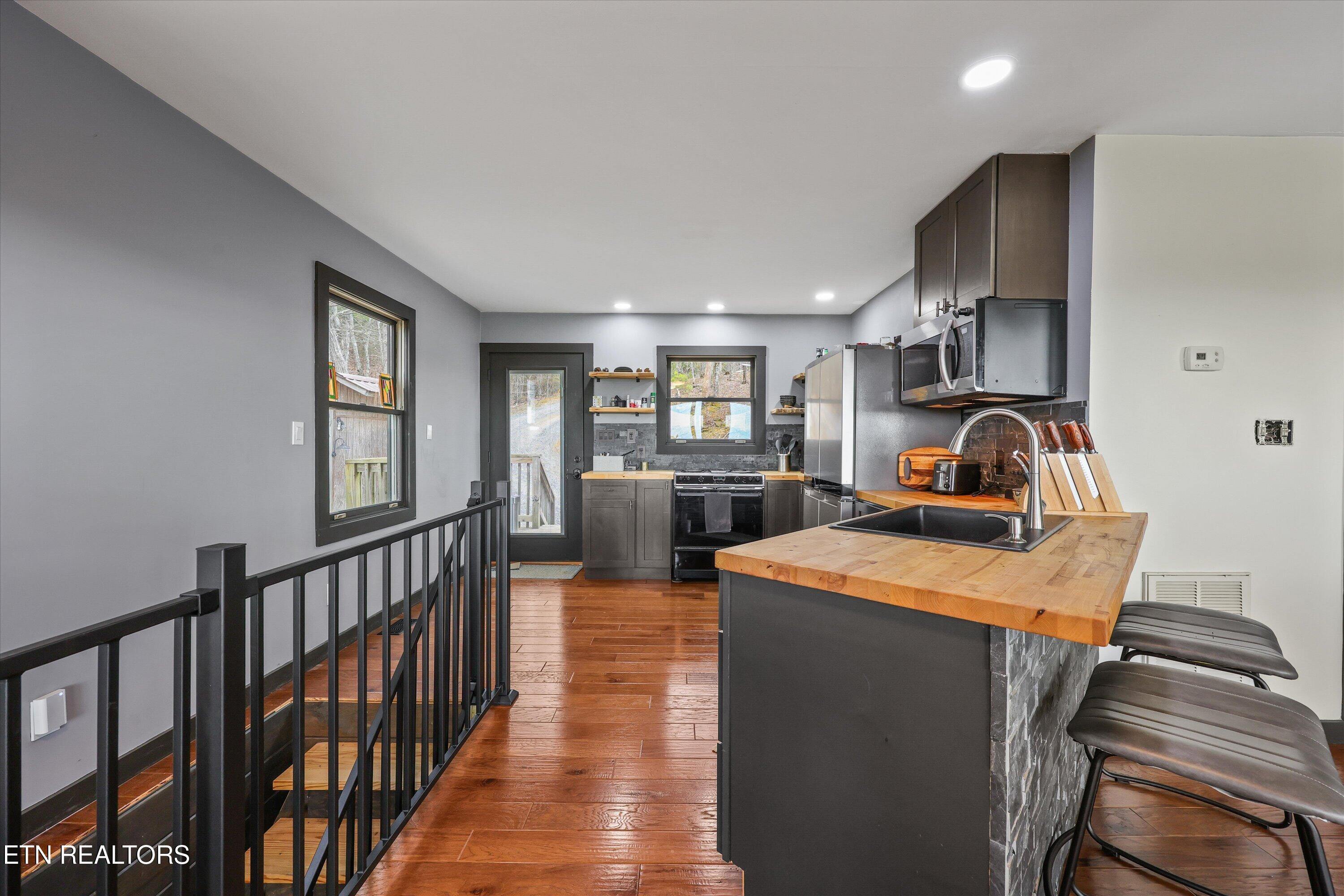 2739 Windy Cove Way Sevierville TN 37876