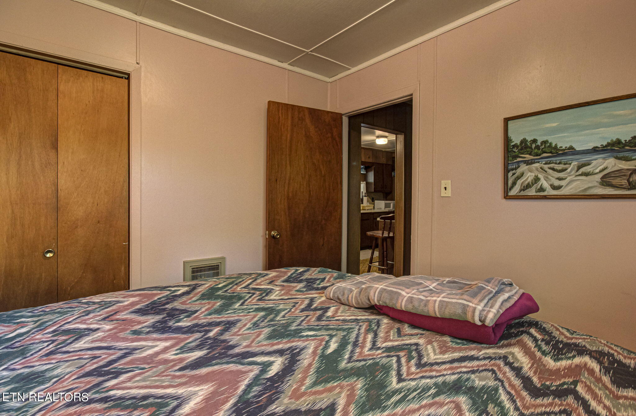 1909 Cheyene Trail Dandridge TN 37725