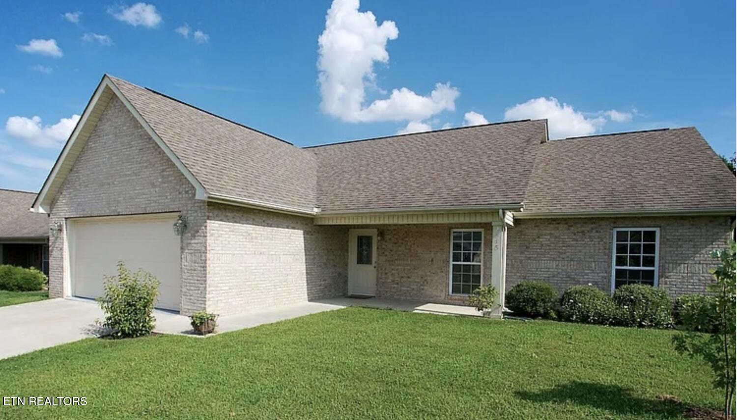 2518 Tyvola Court Maryville TN 37801