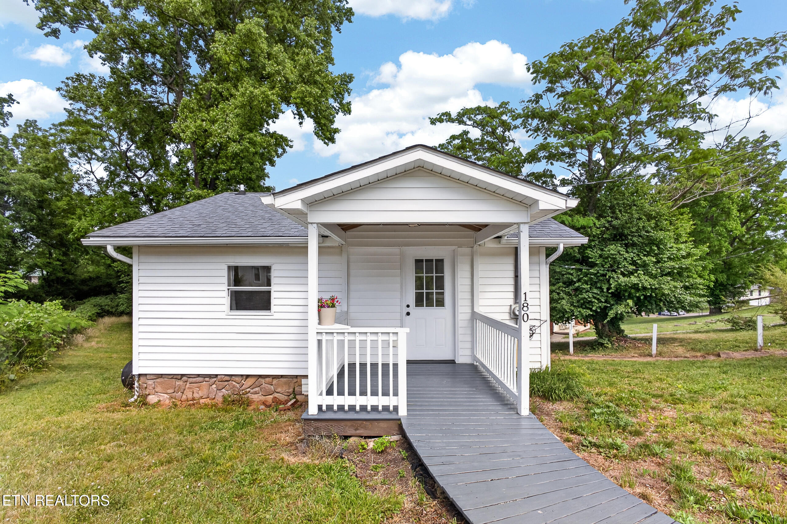 180 Johnson Road Oak Ridge TN 37830