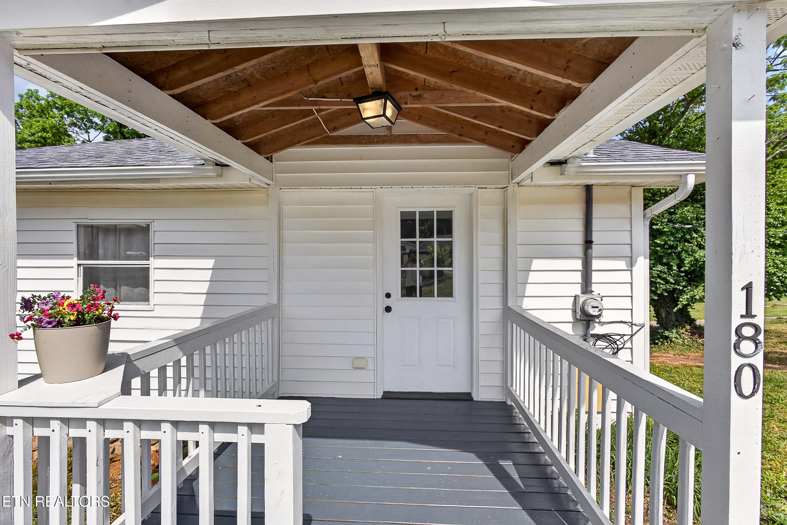 180 Johnson Road Oak Ridge TN 37830