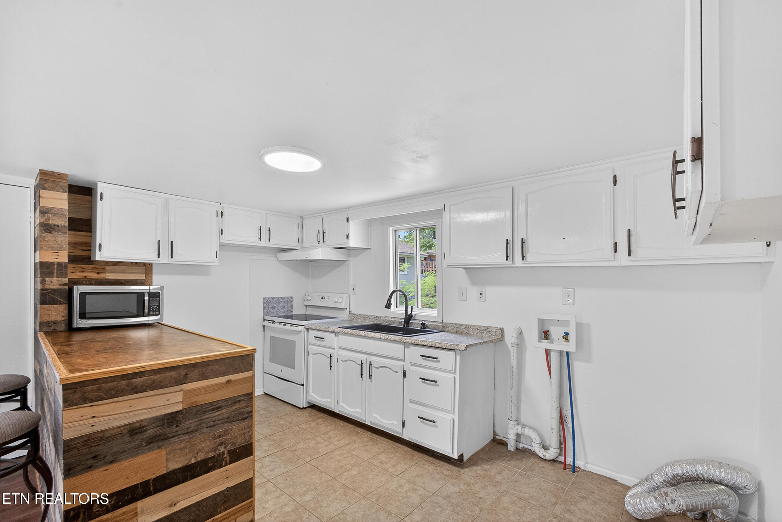 180 Johnson Road Oak Ridge TN 37830