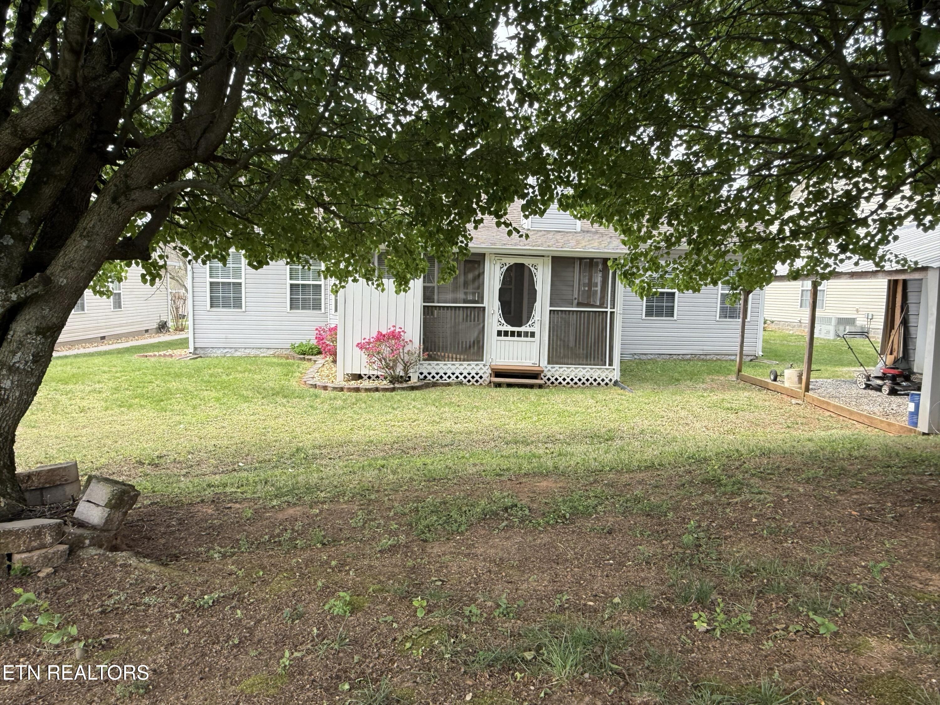 253 Fyke Drive Athens TN 37303