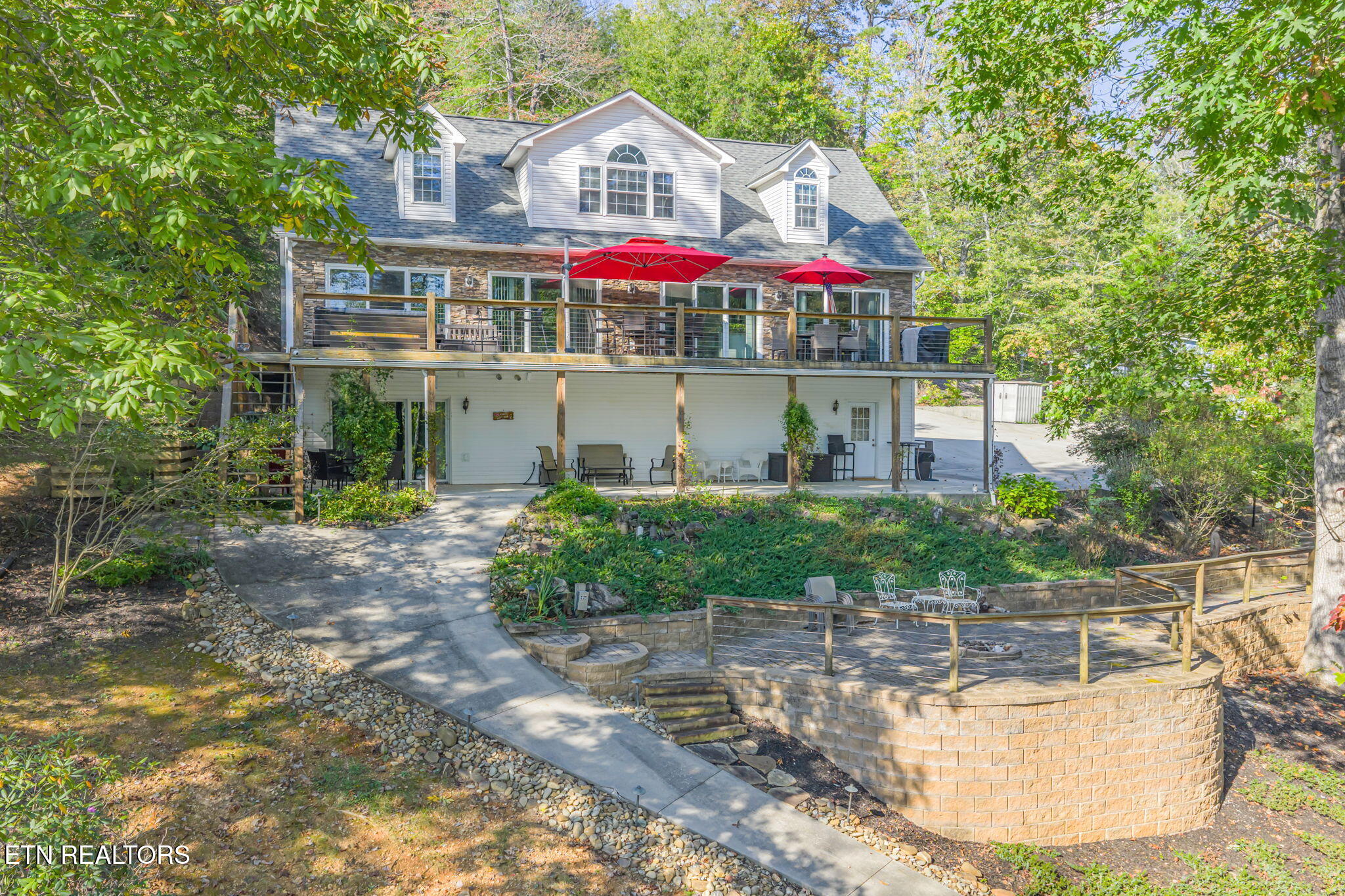 1089 Big Creek Road Lafollette TN 37766