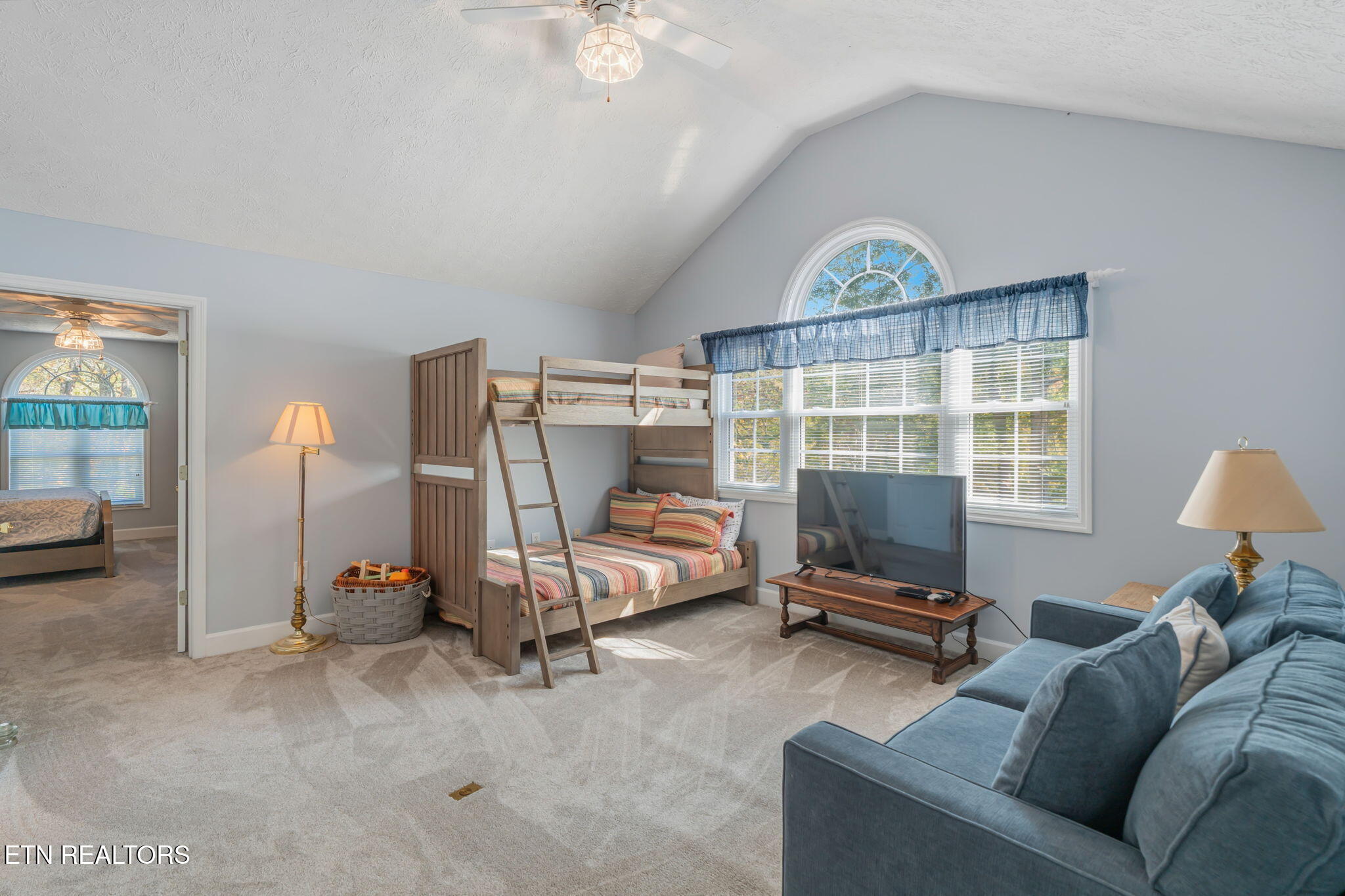 1089 Big Creek Road Lafollette TN 37766