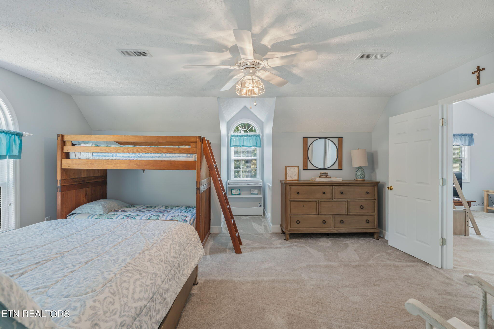 1089 Big Creek Road Lafollette TN 37766