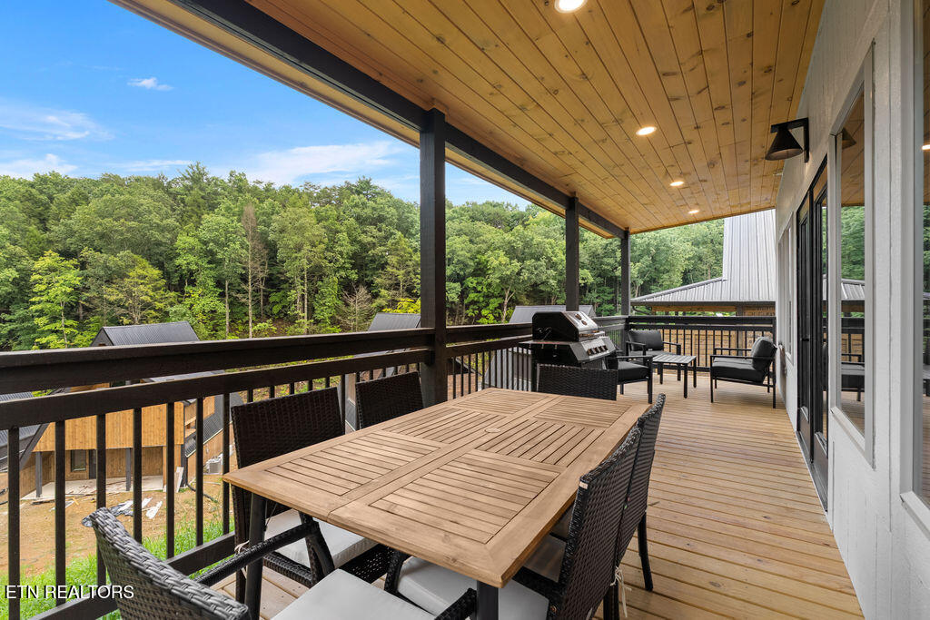 580 Warbonnet Way Pigeon Forge TN 37863