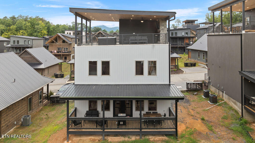 580 Warbonnet Way Pigeon Forge TN 37863