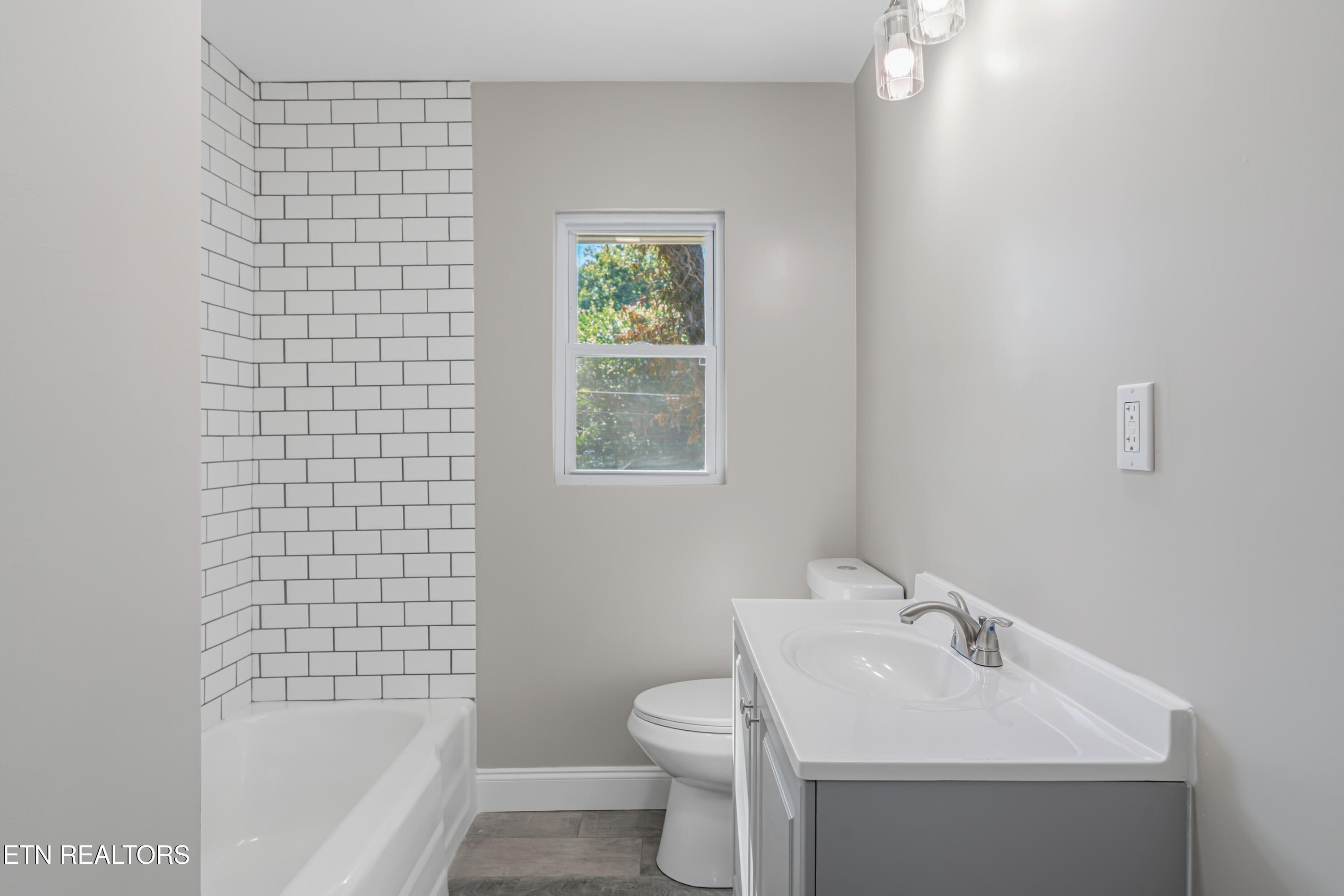 349 Land Oak Road Knoxville TN 37922