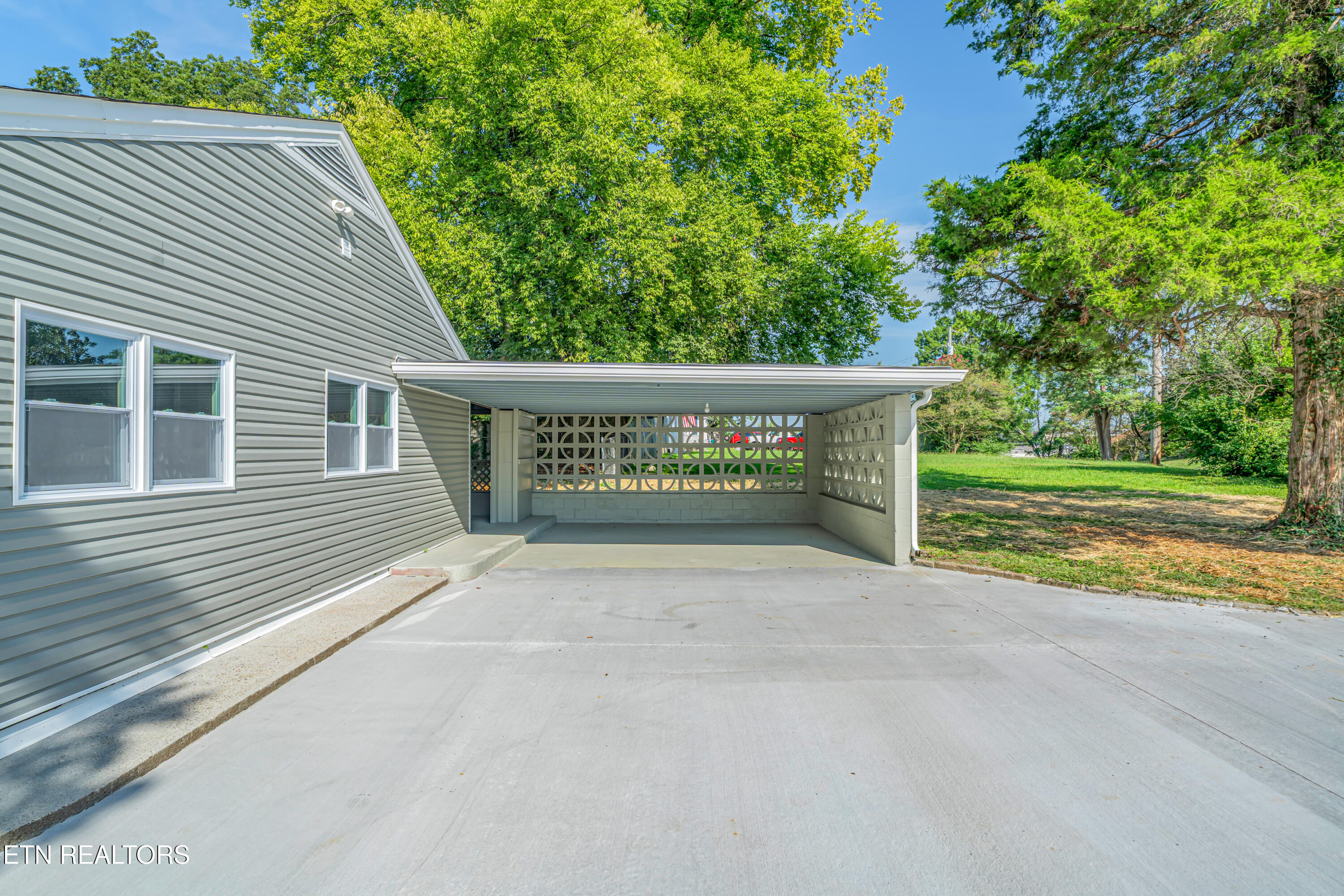 349 Land Oak Road Knoxville TN 37922