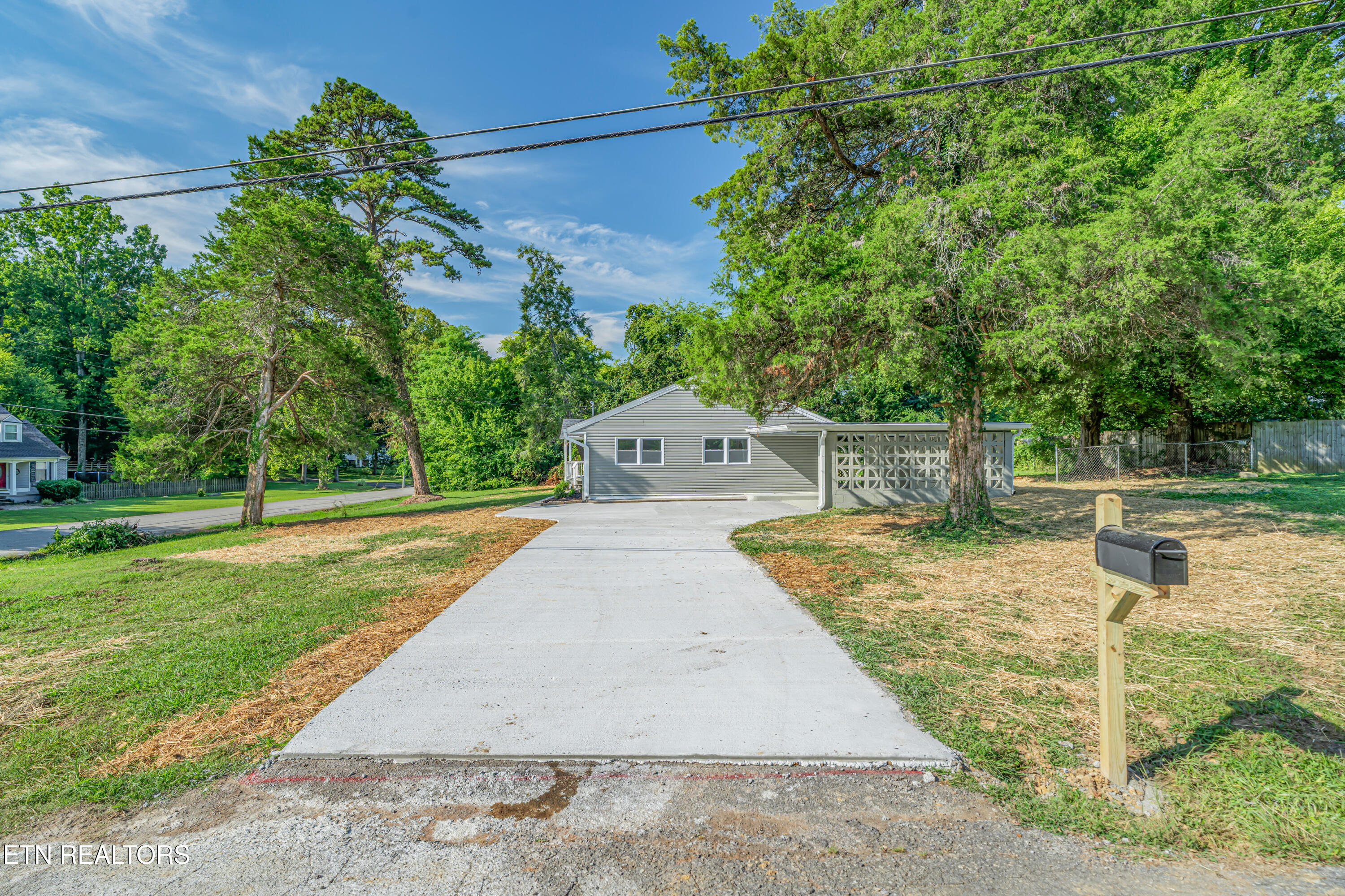 349 Land Oak Road Knoxville TN 37922