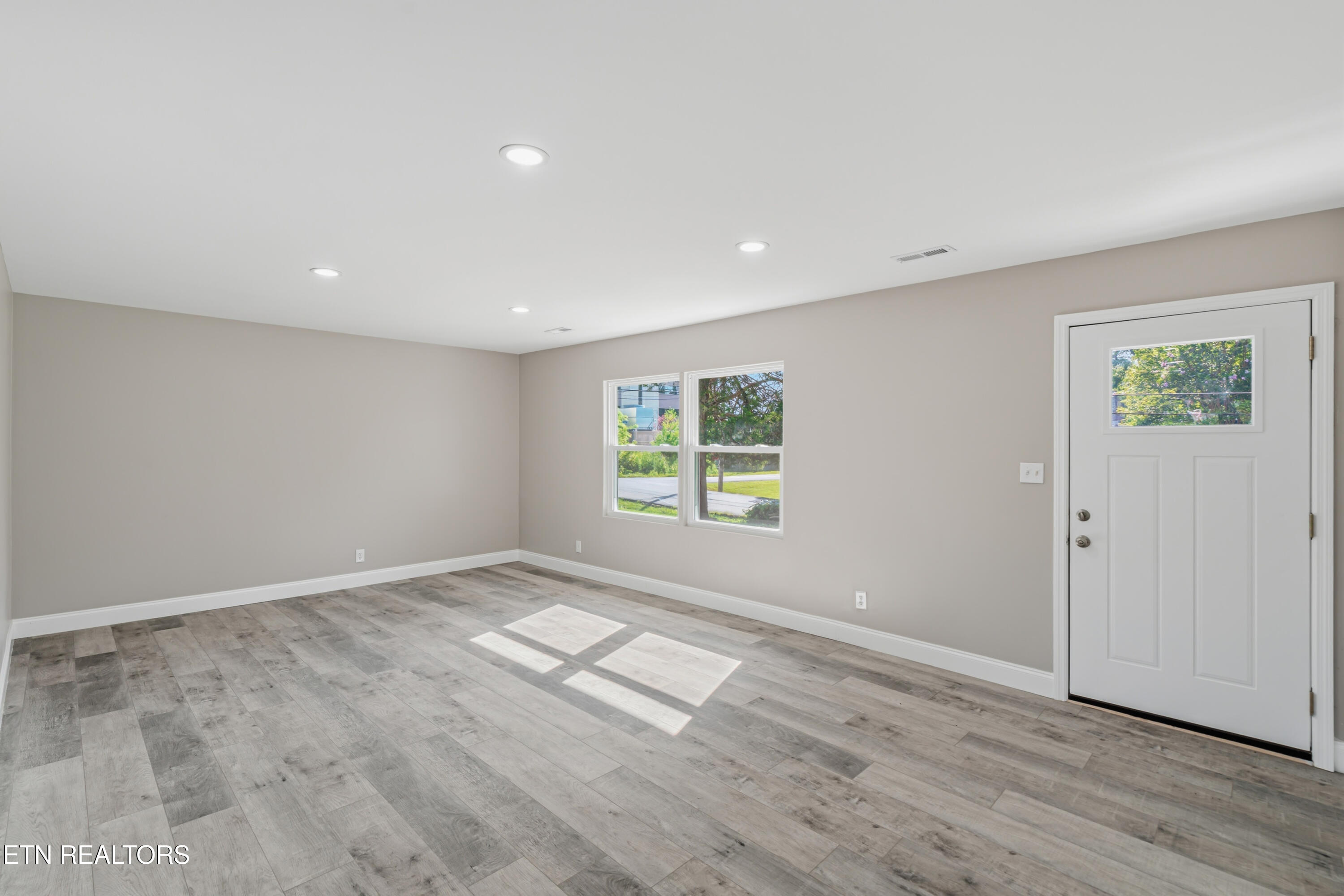 349 Land Oak Road Knoxville TN 37922