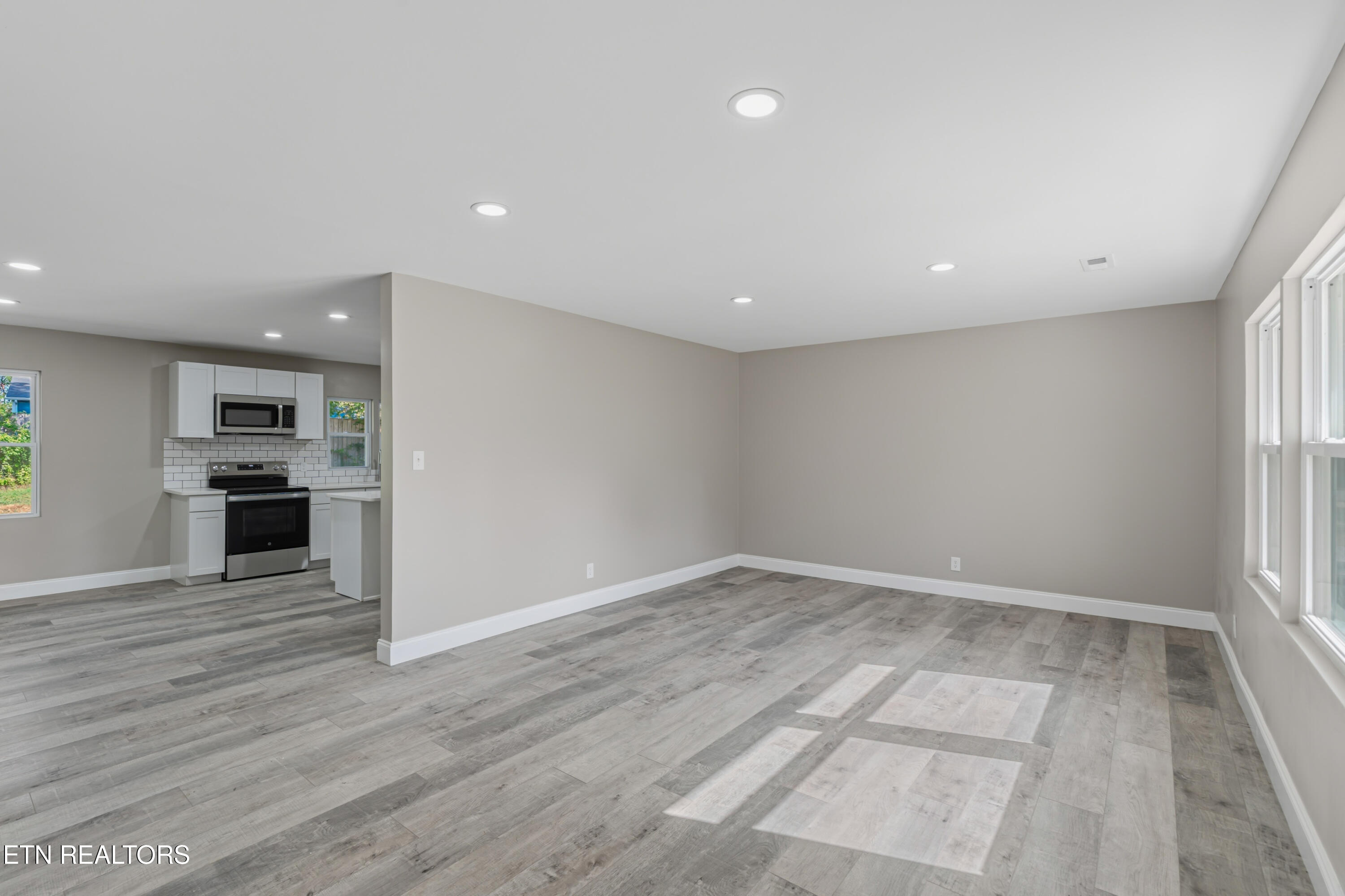 349 Land Oak Road Knoxville TN 37922