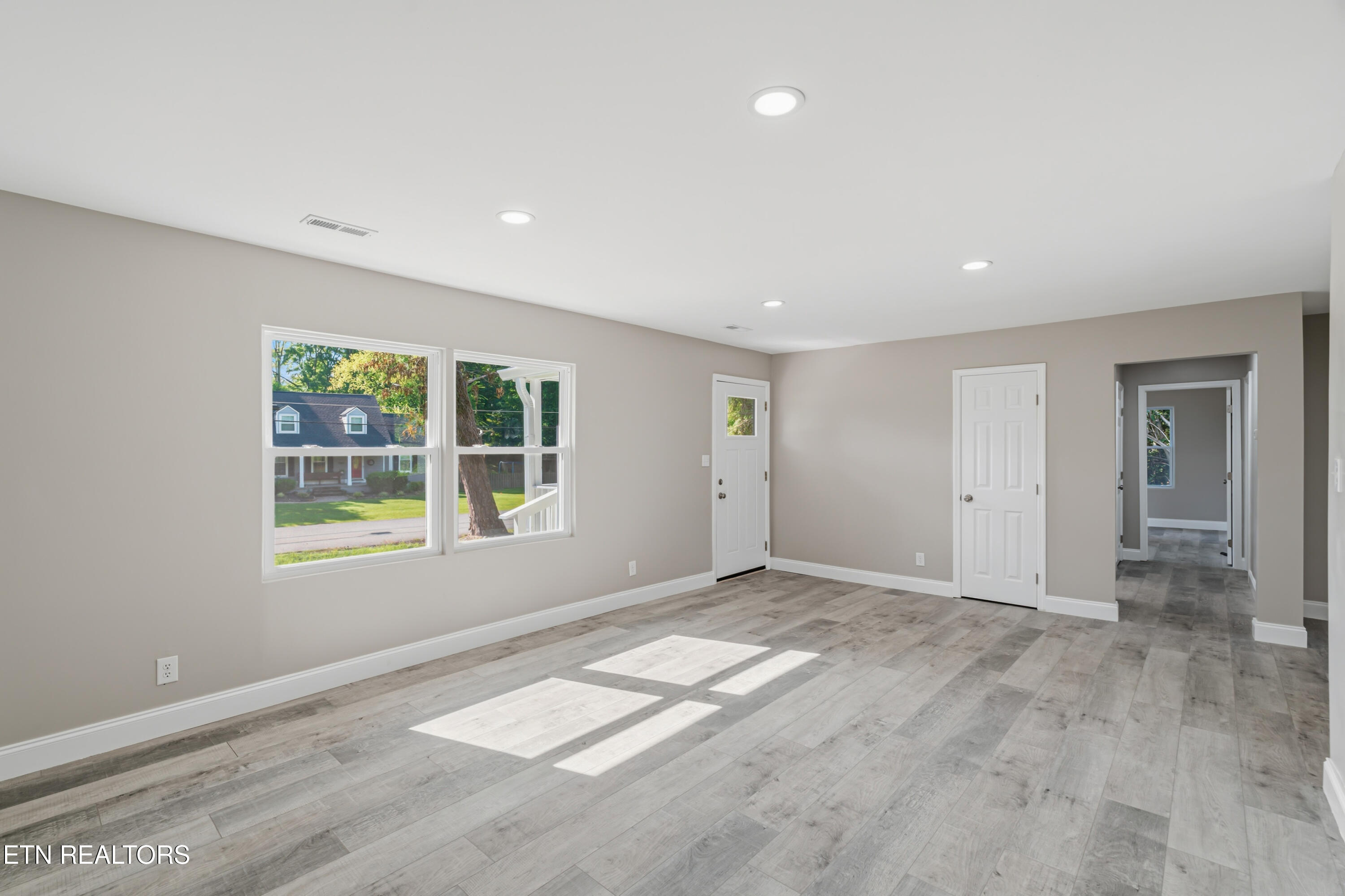 349 Land Oak Road Knoxville TN 37922