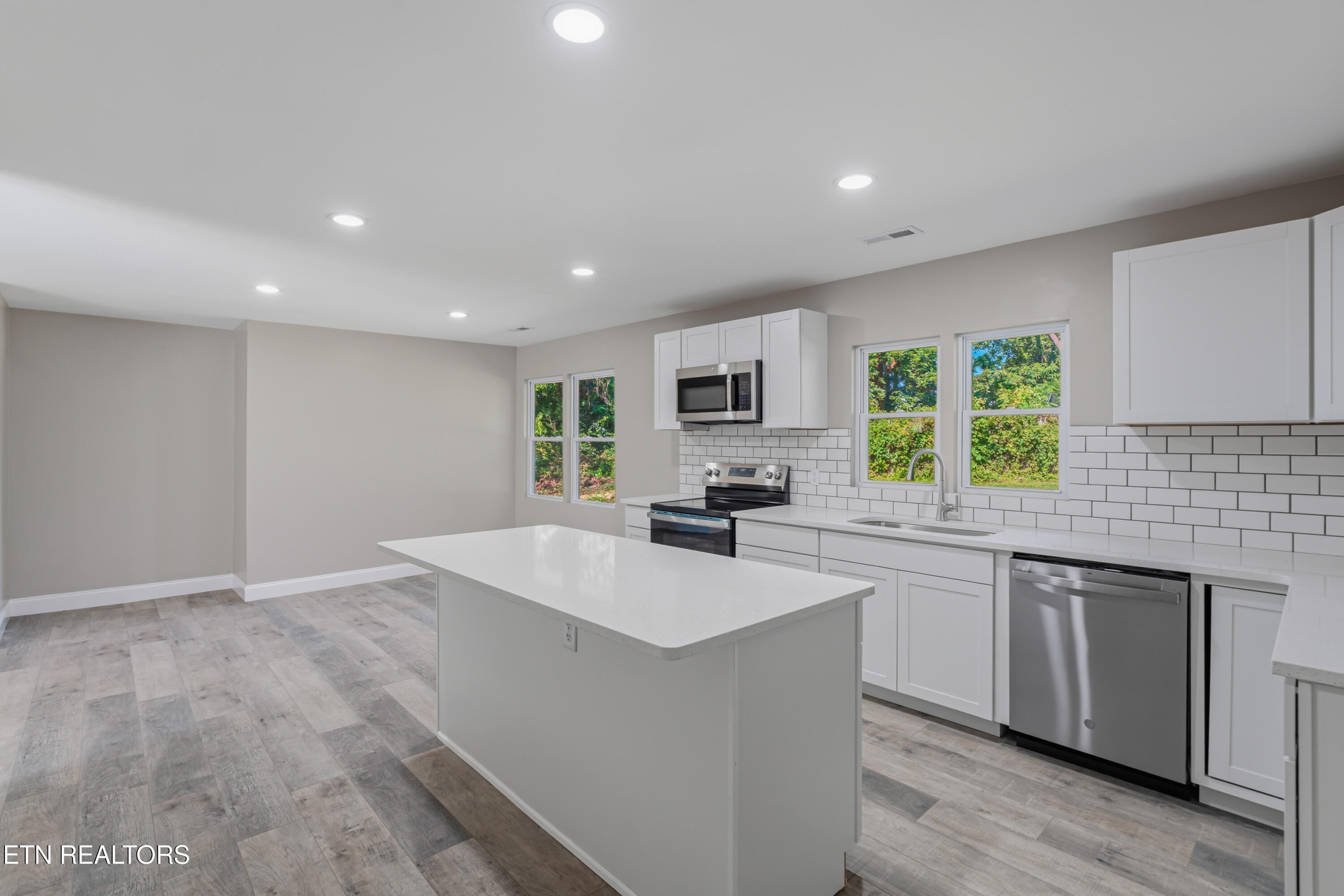 349 Land Oak Road Knoxville TN 37922