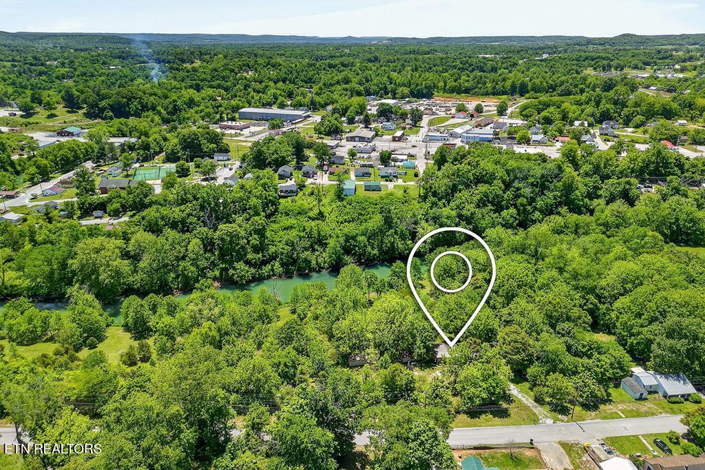 301 W Everett Street Sparta TN 38583
