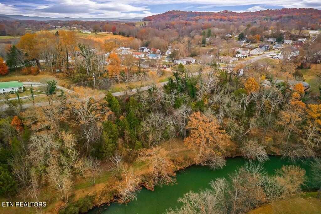 301 W Everett Street Sparta TN 38583