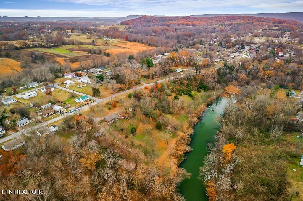 301 W Everett Street Sparta TN 38583