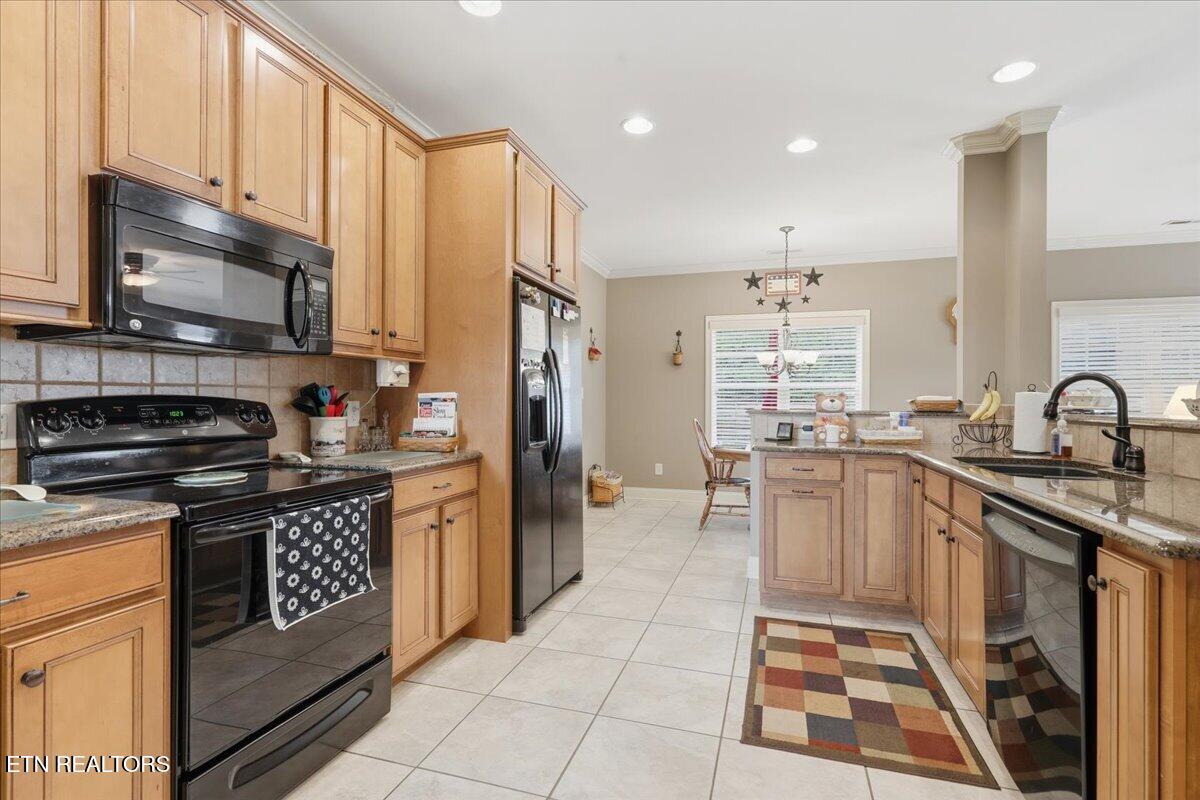1372 Old Hickory Lane Lenoir City TN 37772