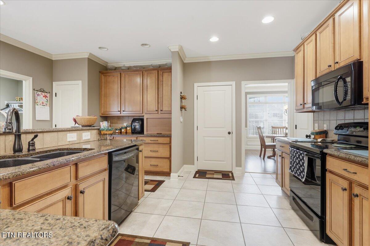 1372 Old Hickory Lane Lenoir City TN 37772