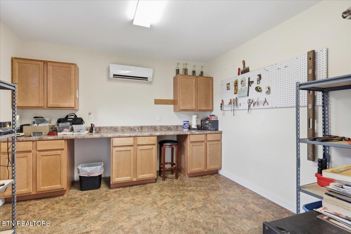 1372 Old Hickory Lane Lenoir City TN 37772