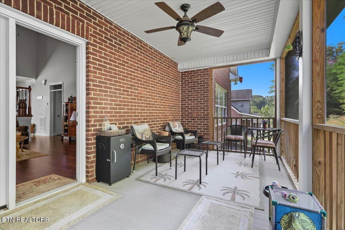 1372 Old Hickory Lane Lenoir City TN 37772