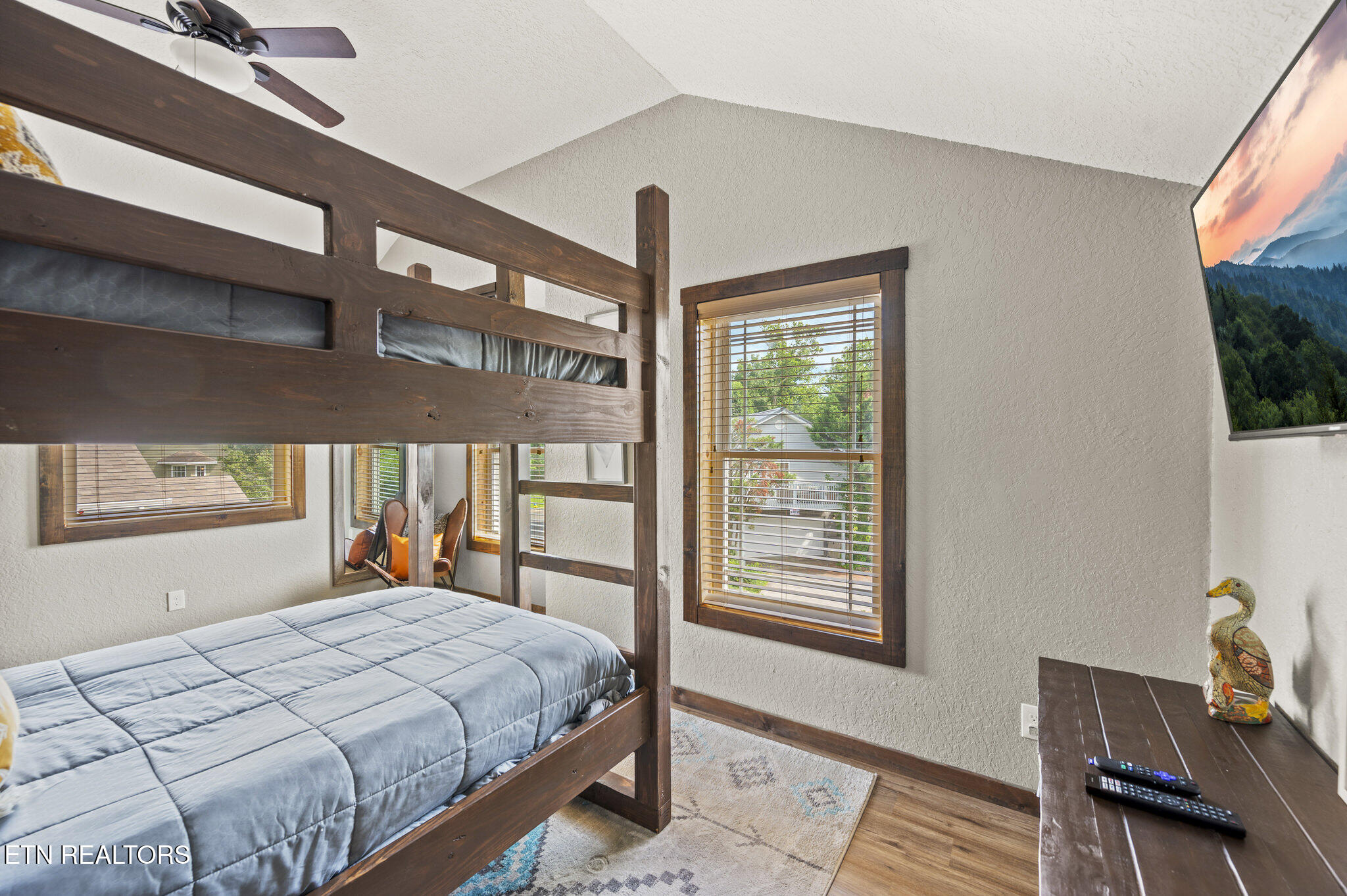 2046 Slippery Rock Circle Pigeon Forge TN 37862