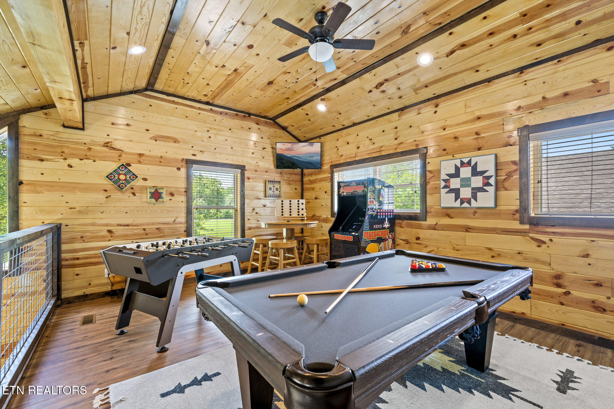 2046 Slippery Rock Circle Pigeon Forge TN 37862