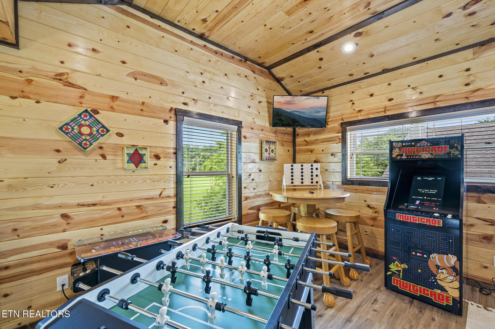 2046 Slippery Rock Circle Pigeon Forge TN 37862