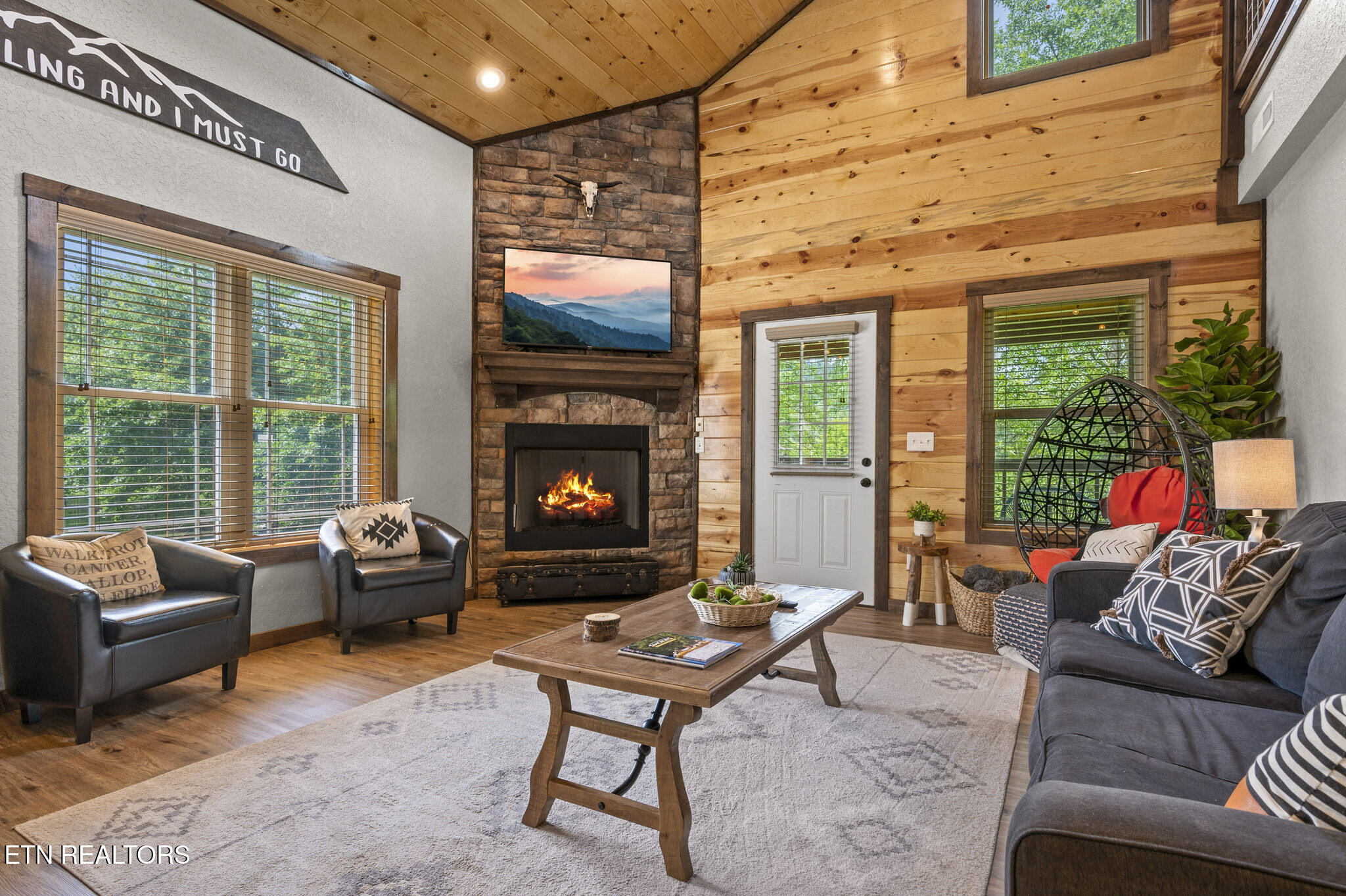2046 Slippery Rock Circle Pigeon Forge TN 37862