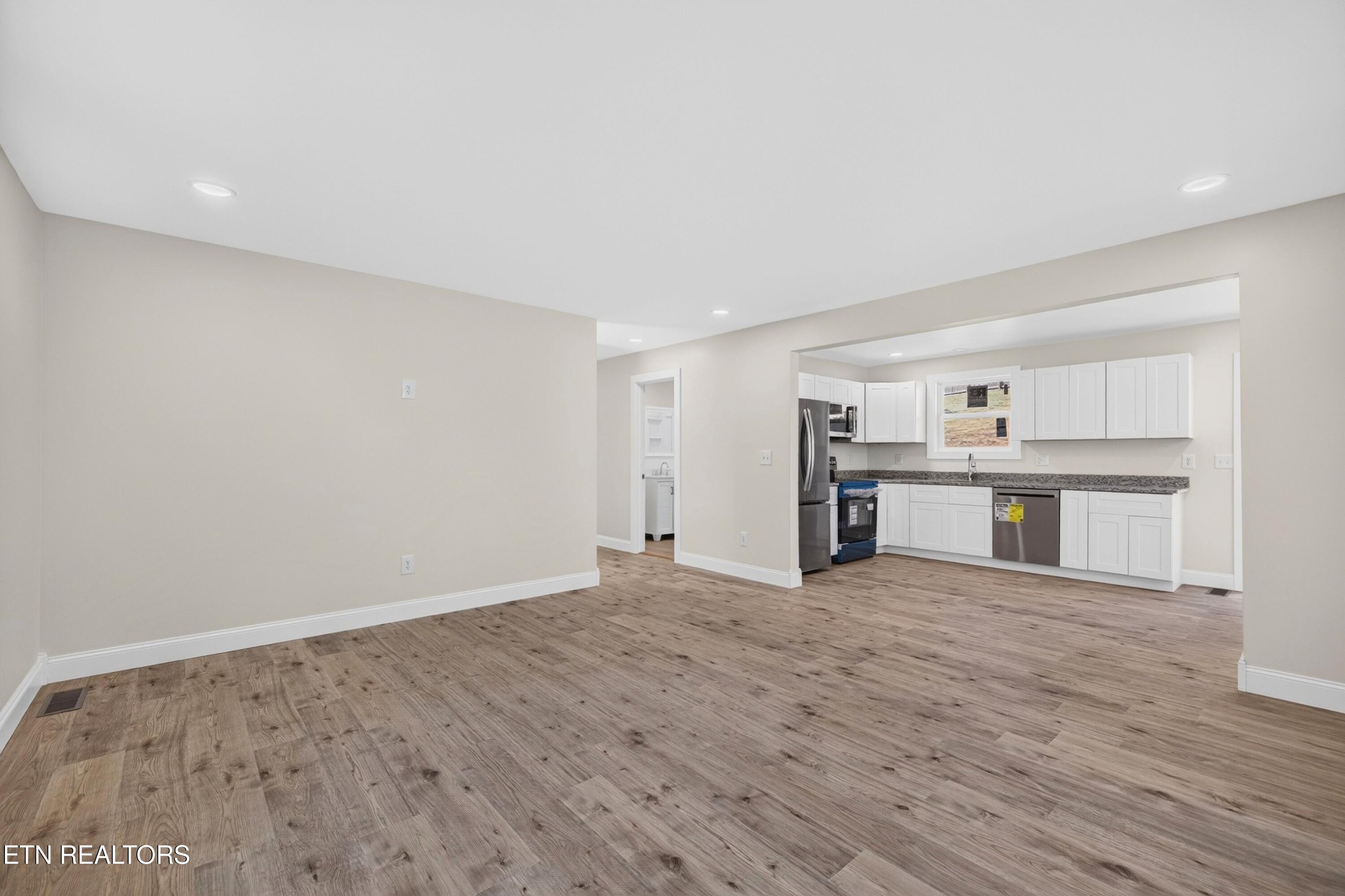 134 Allen Drive Tazewell TN 37879