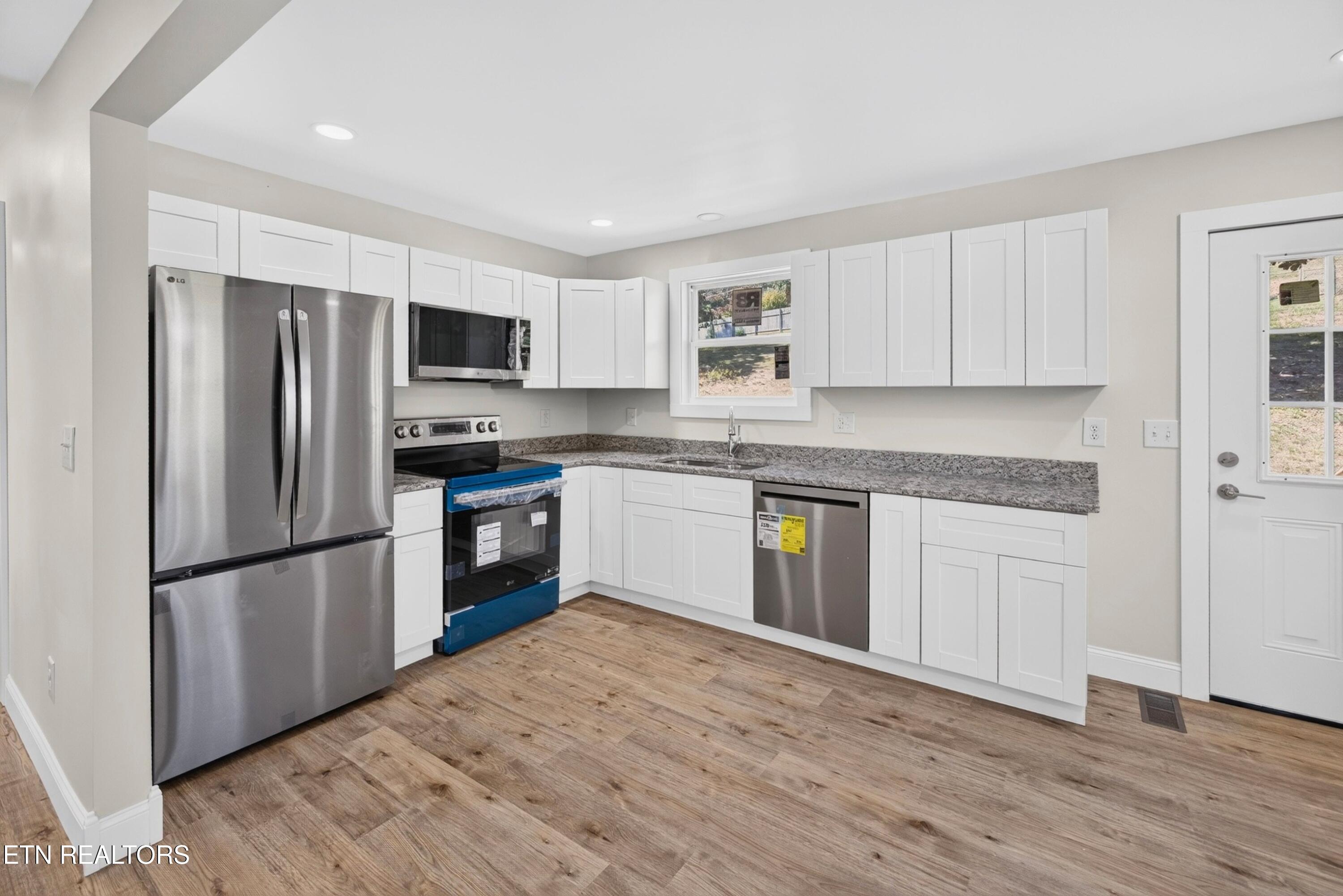 134 Allen Drive Tazewell TN 37879