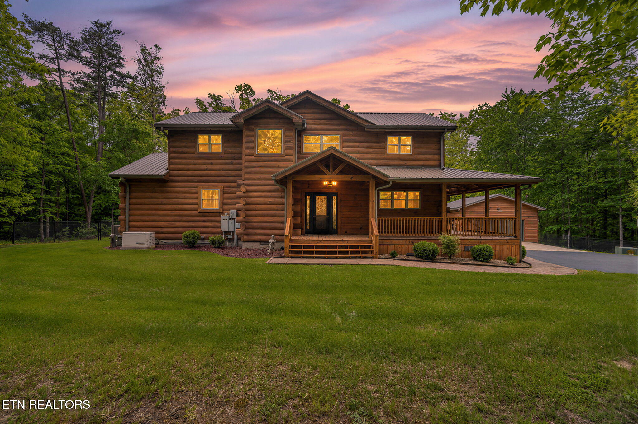 704 White Oak Road Monterey TN 38574