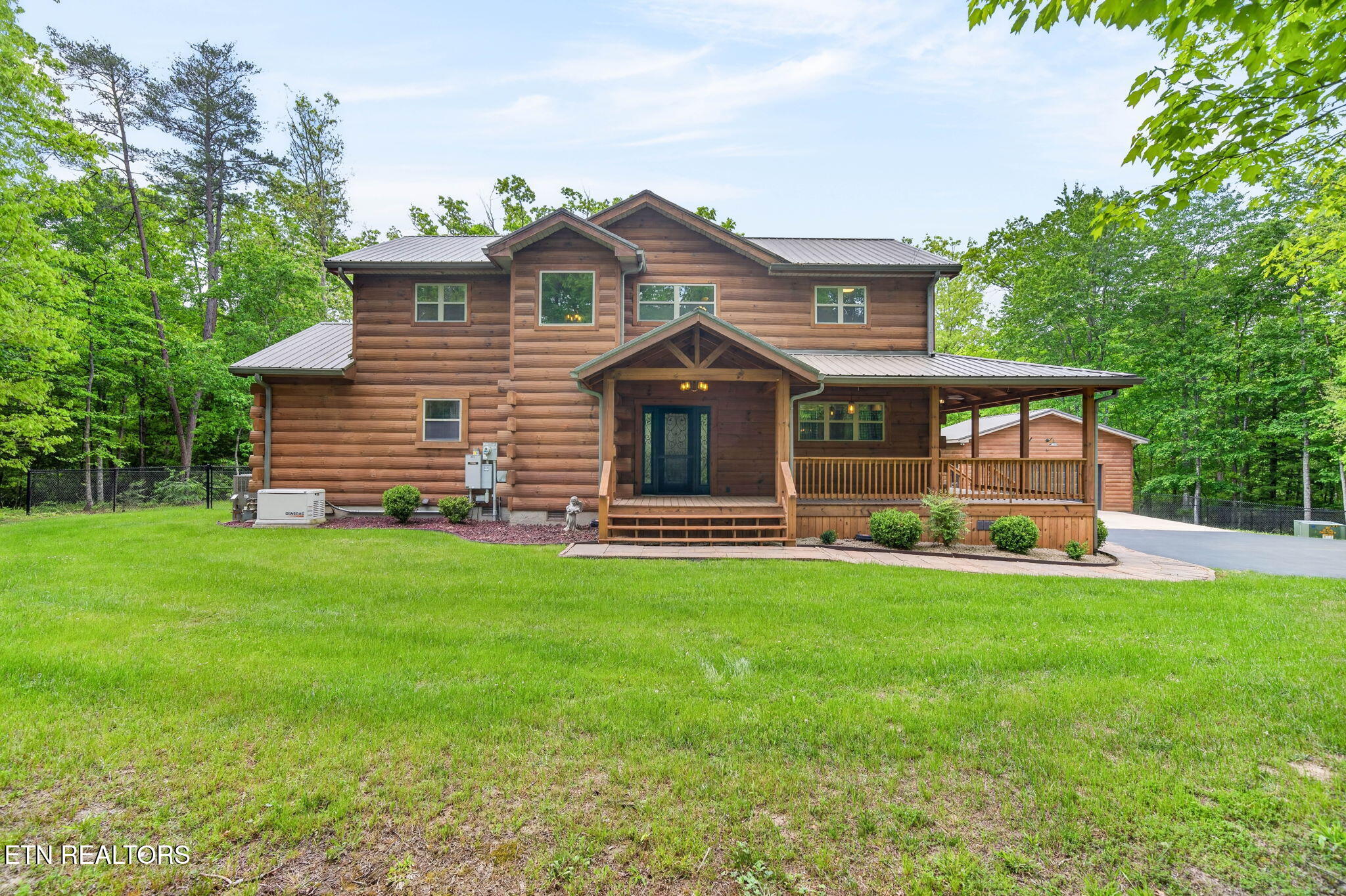 704 White Oak Road Monterey TN 38574