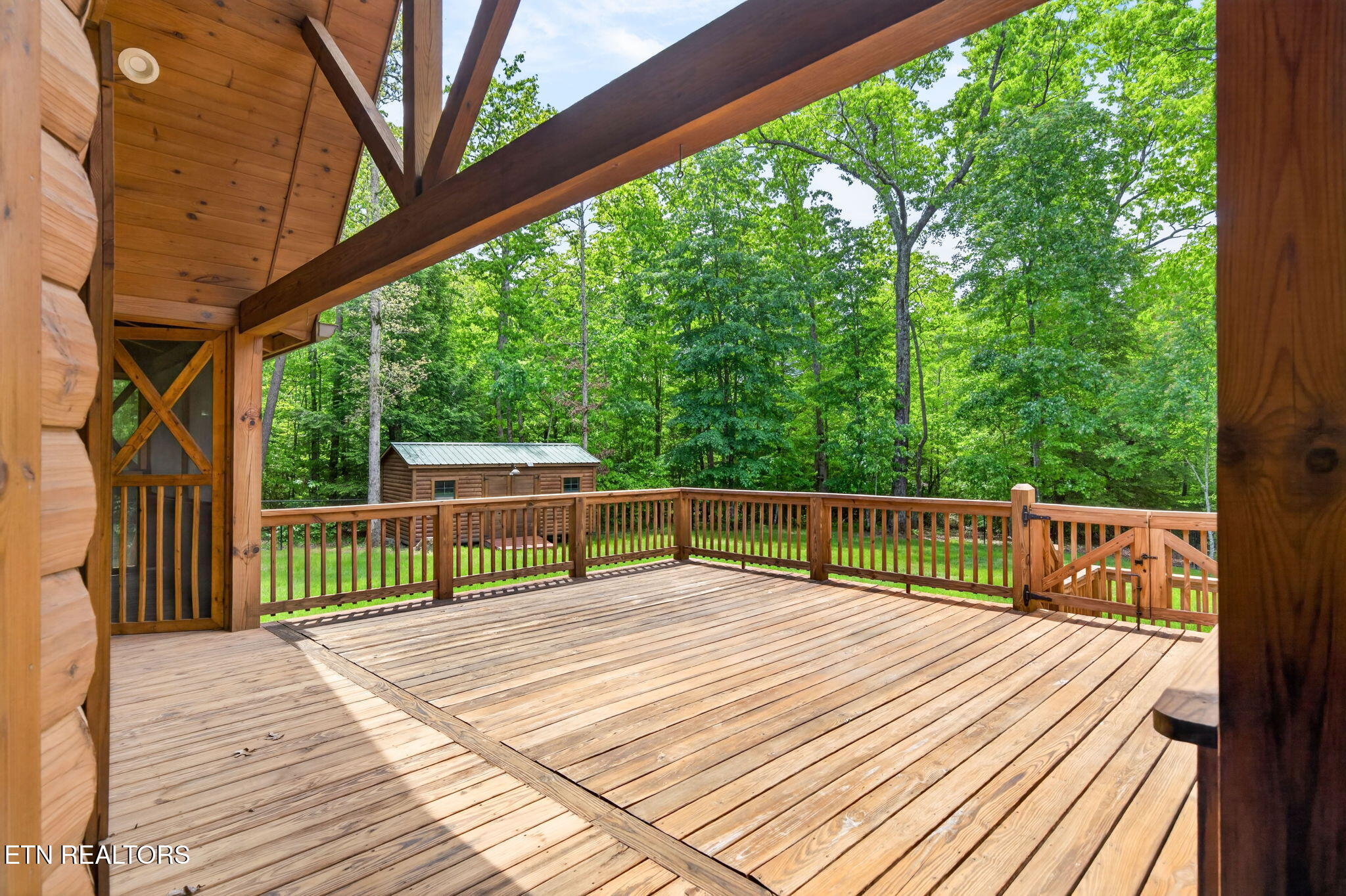 704 White Oak Road Monterey TN 38574