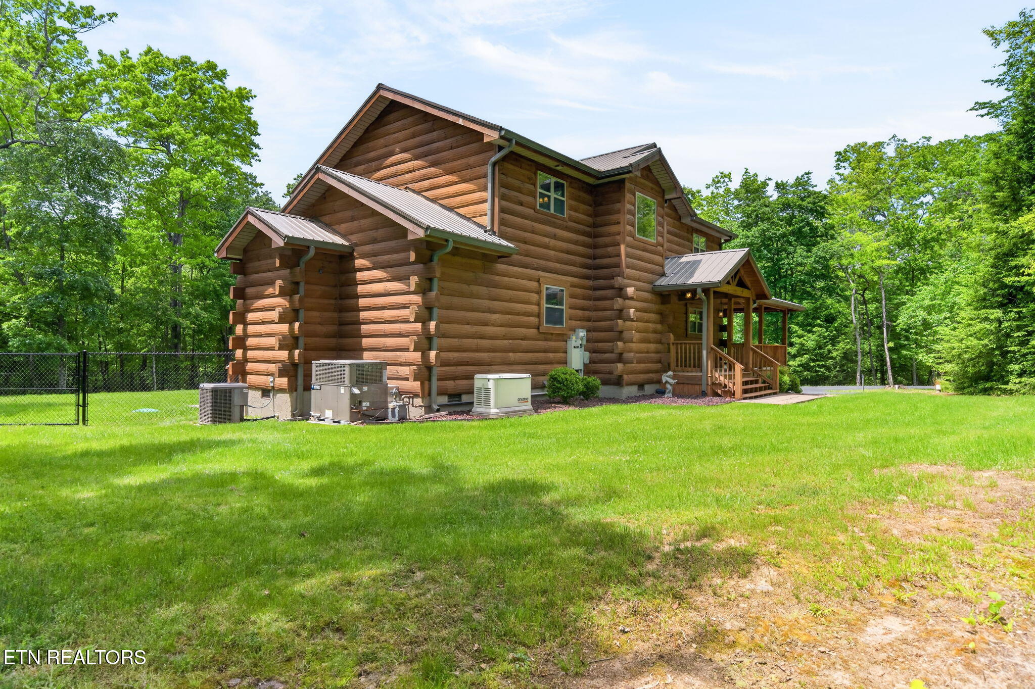 704 White Oak Road Monterey TN 38574