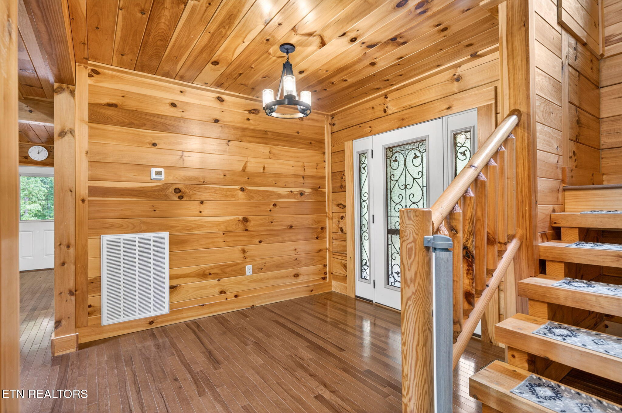704 White Oak Road Monterey TN 38574