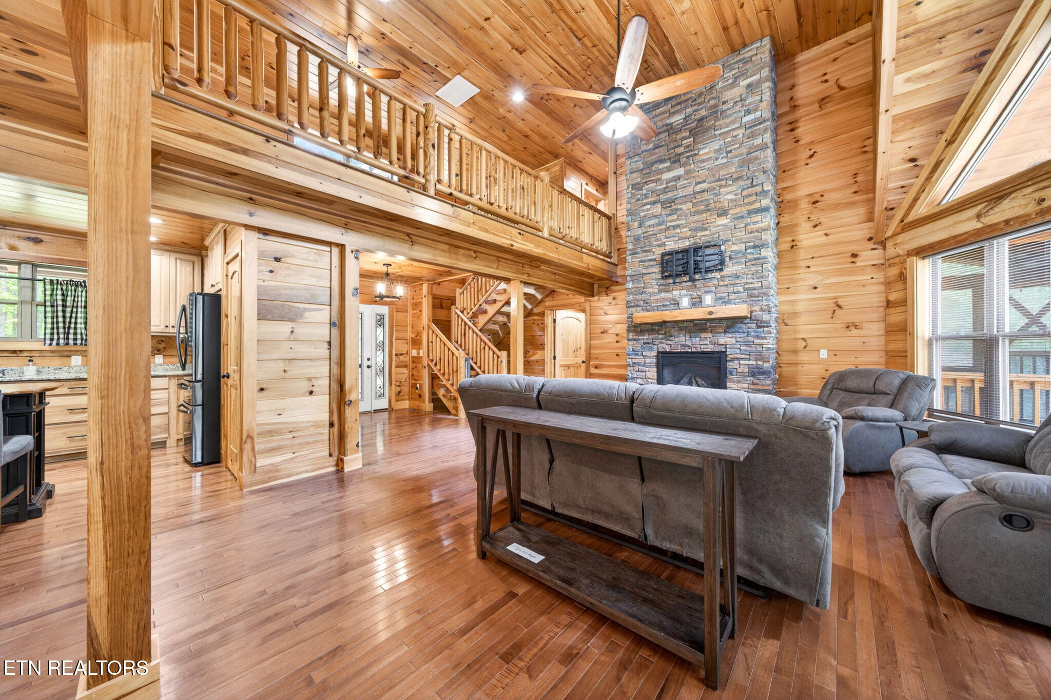 704 White Oak Road Monterey TN 38574