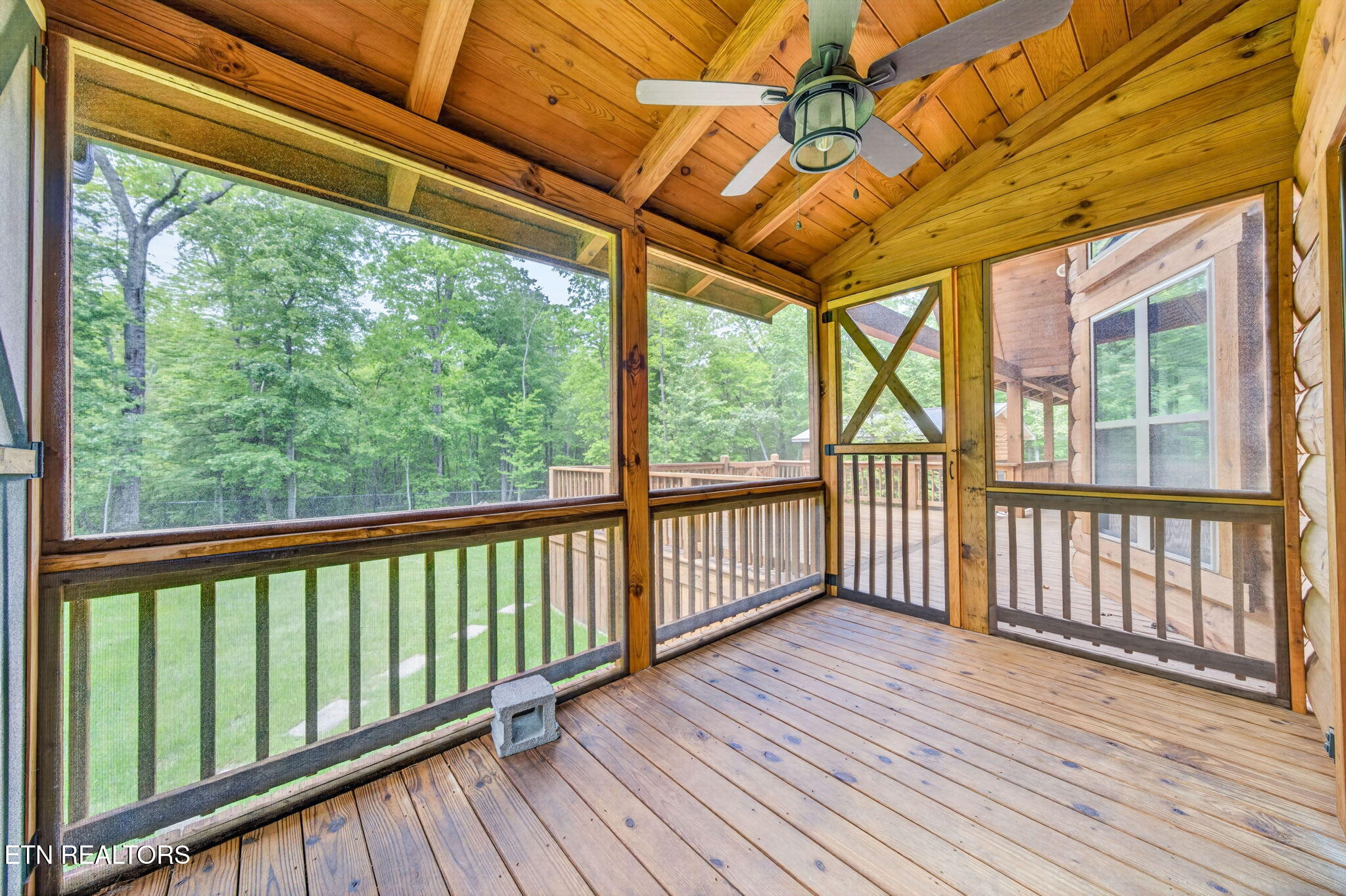 704 White Oak Road Monterey TN 38574