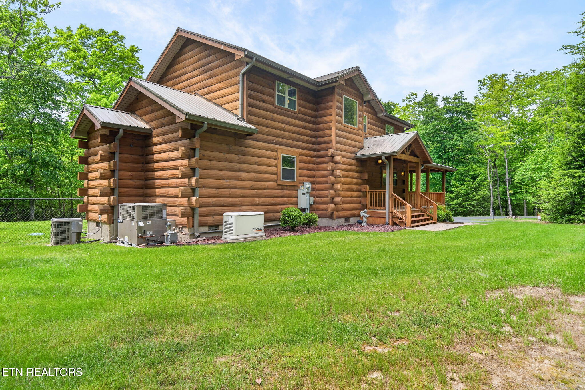 704 White Oak Road Monterey TN 38574