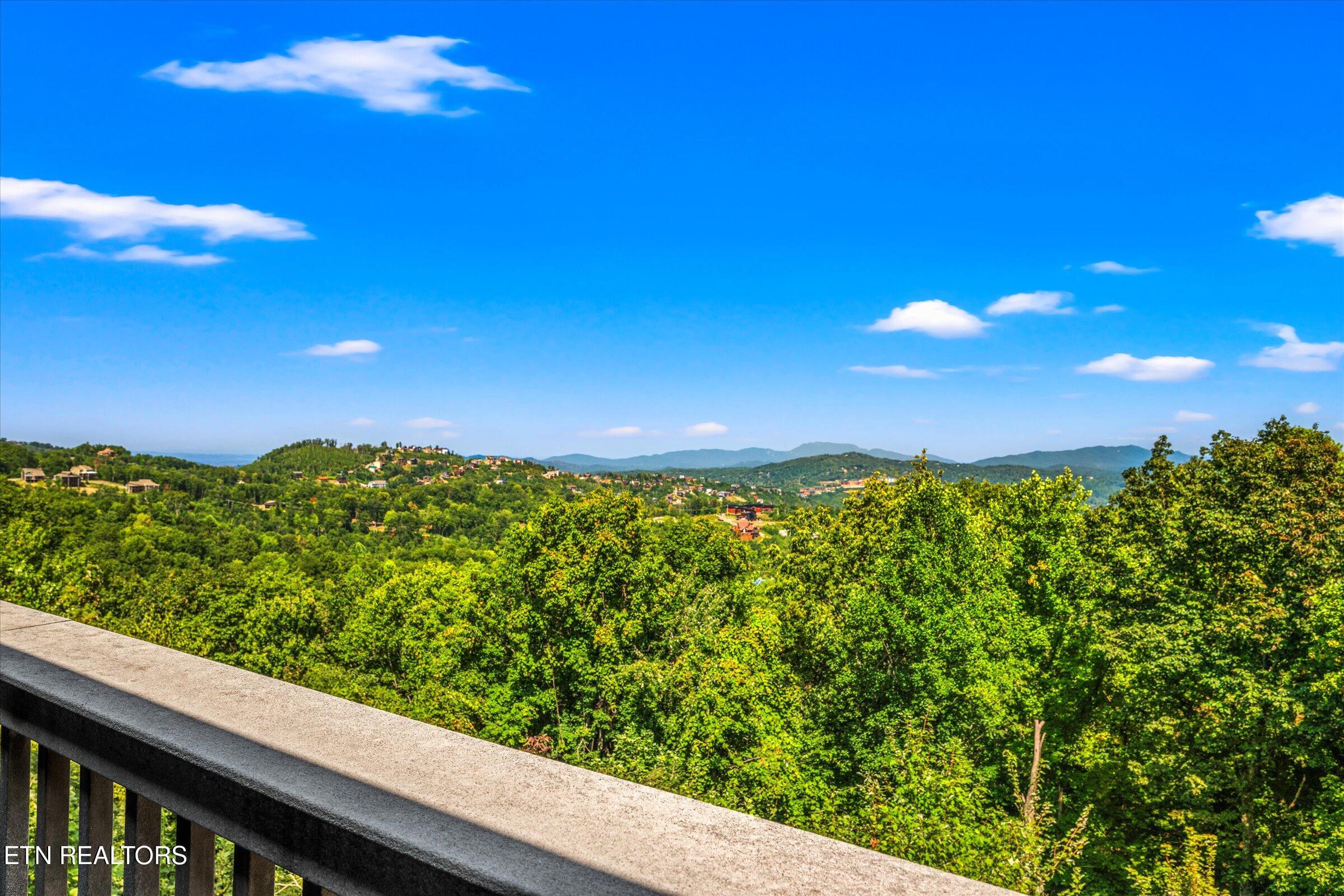 1679 Zurich Road Gatlinburg TN 37738