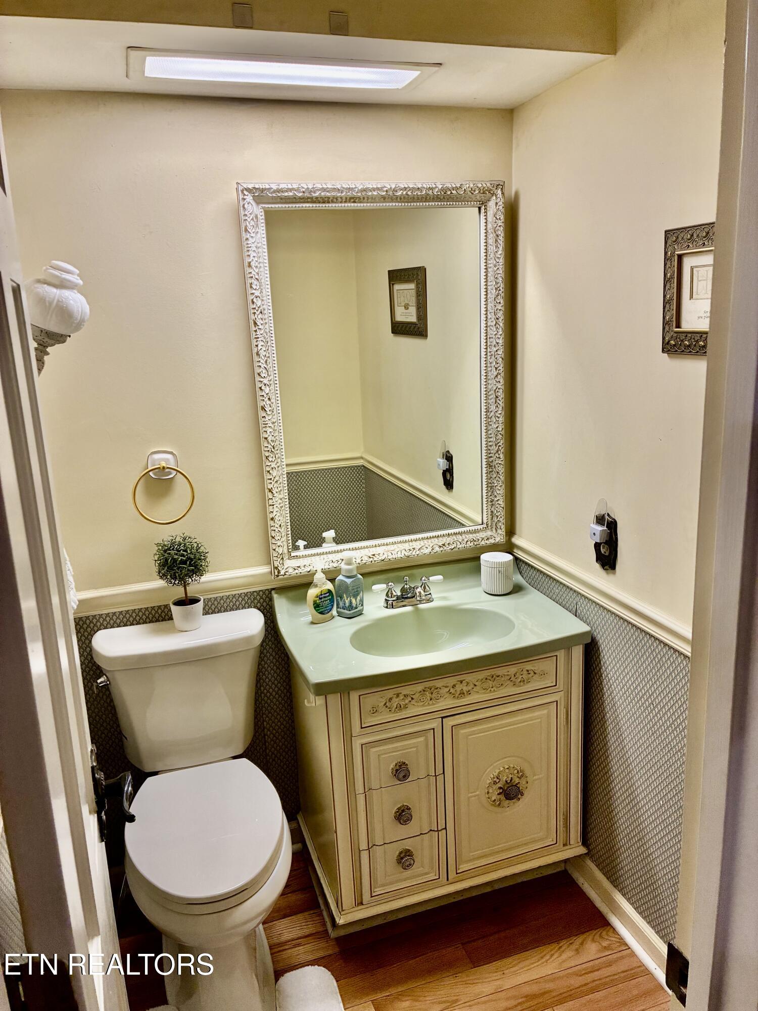 242 Adams Lane Jellico TN 37762