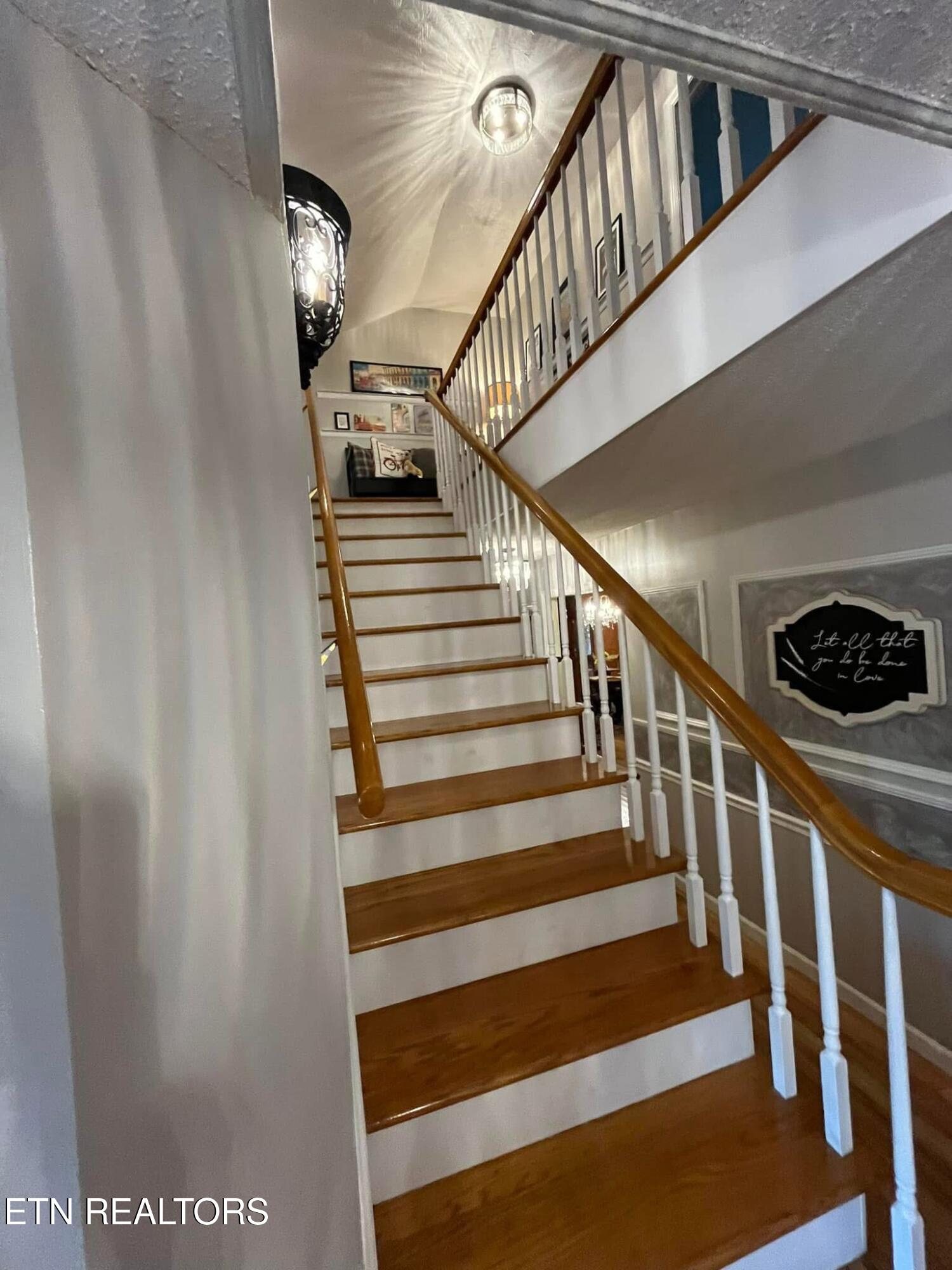 242 Adams Lane Jellico TN 37762