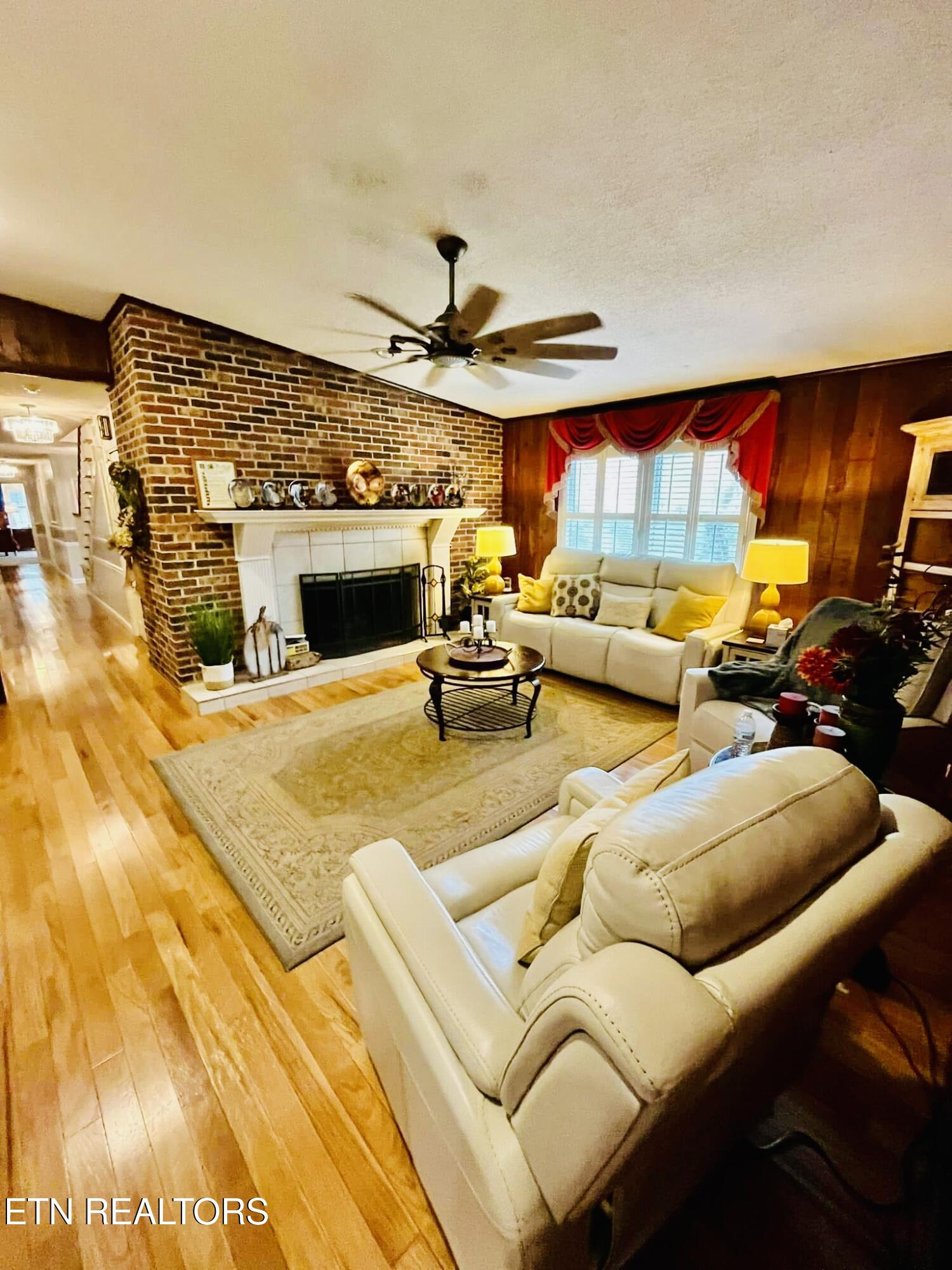 242 Adams Lane Jellico TN 37762