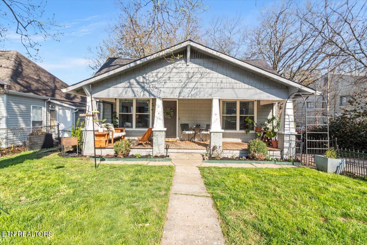 2015 Mccroskey Avenue Knoxville TN 37917