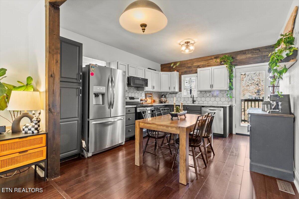 2015 Mccroskey Avenue Knoxville TN 37917
