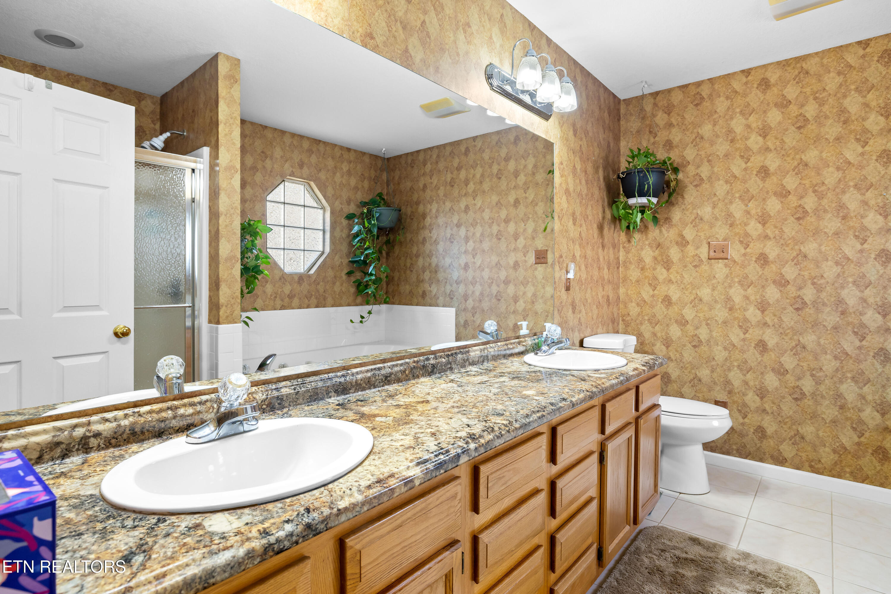 3002 Country Meadows Lane Maryville TN 37803